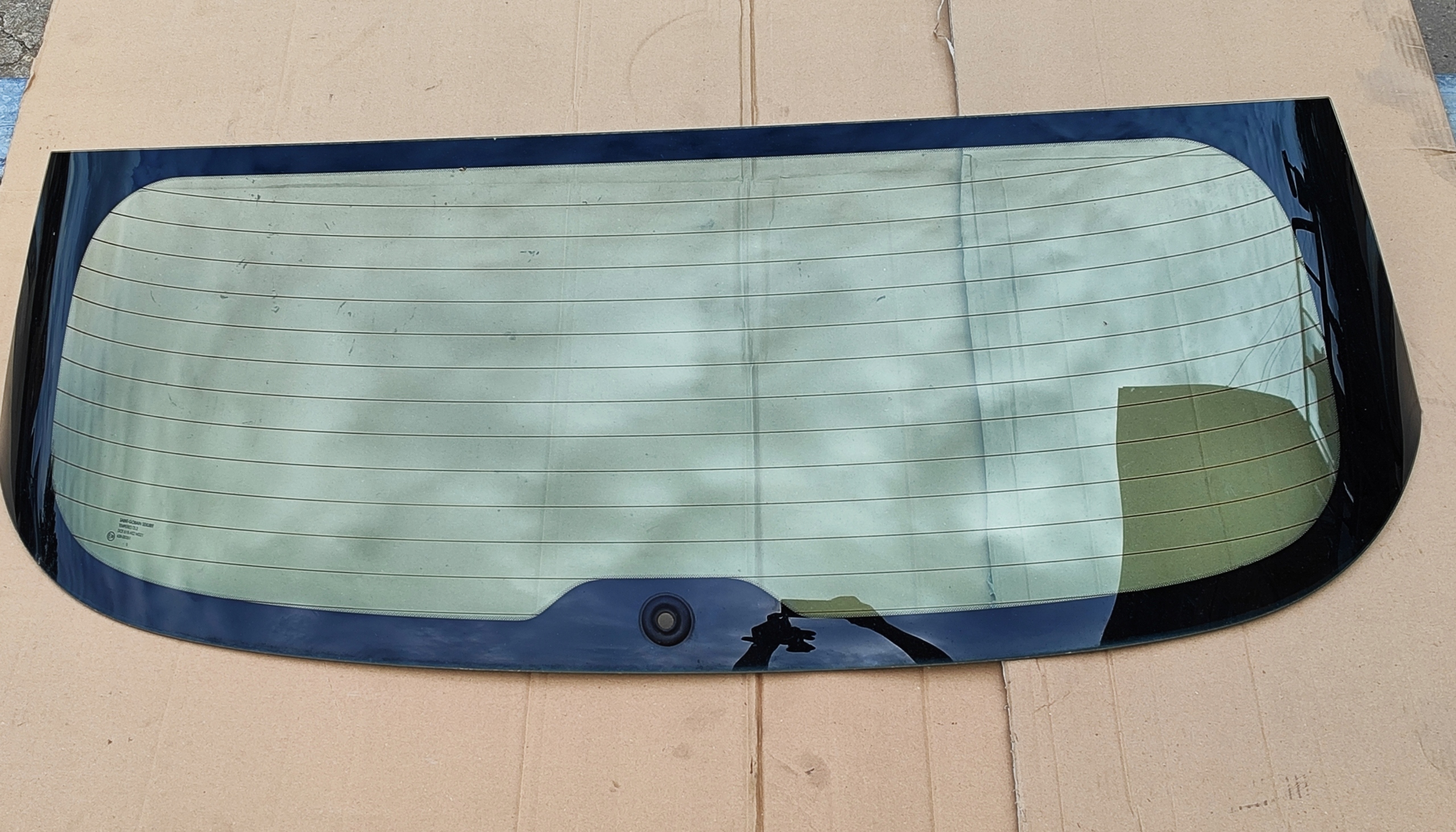 KIA VENGA 2010 - 2017 SZYBA TYŁ KLAPY BAGAŻNIKA