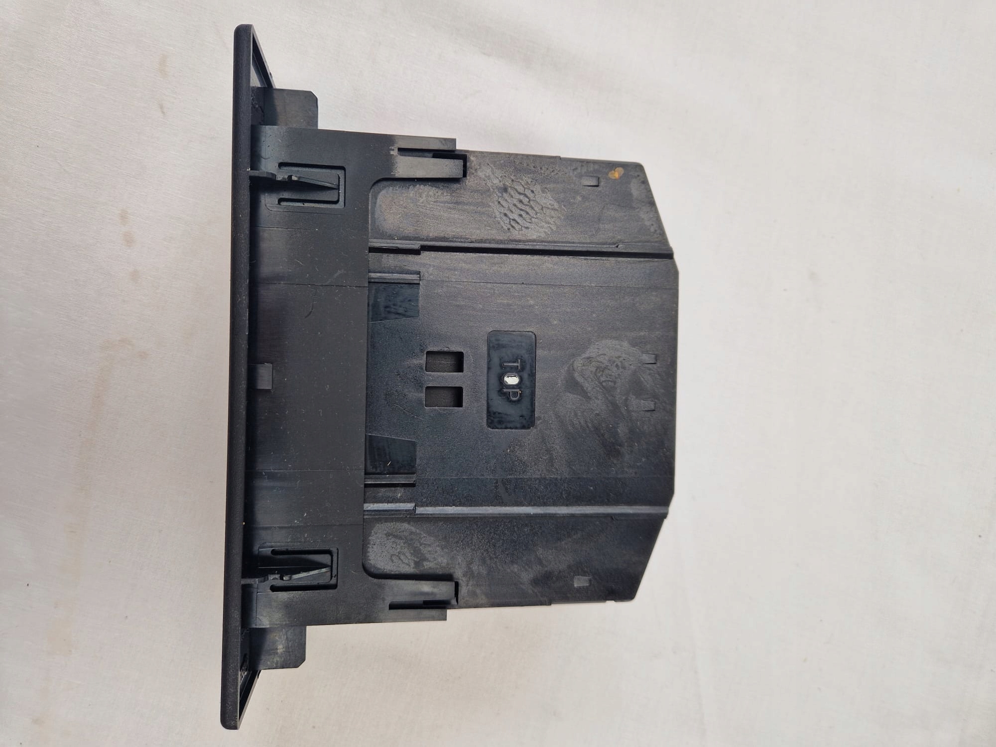 opel Astra G II бардачок на CD