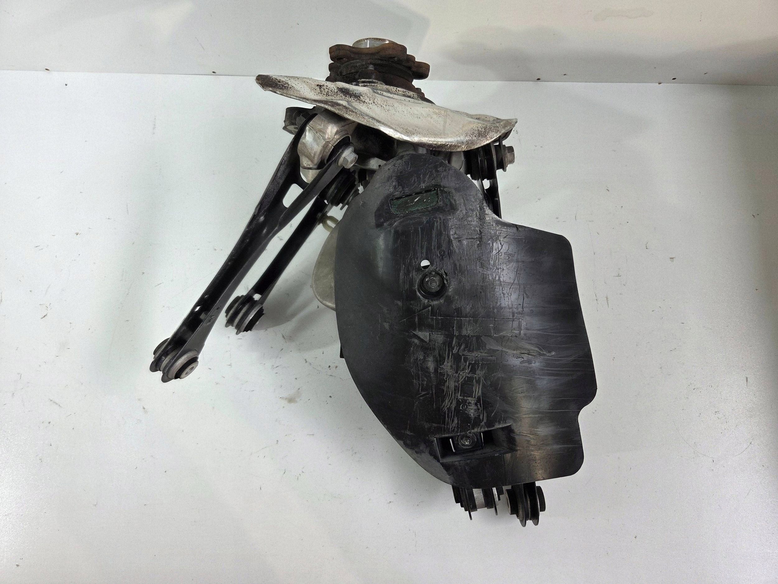 BMW X3 X4 G01 G02 swing rear left 6879751 (T464)