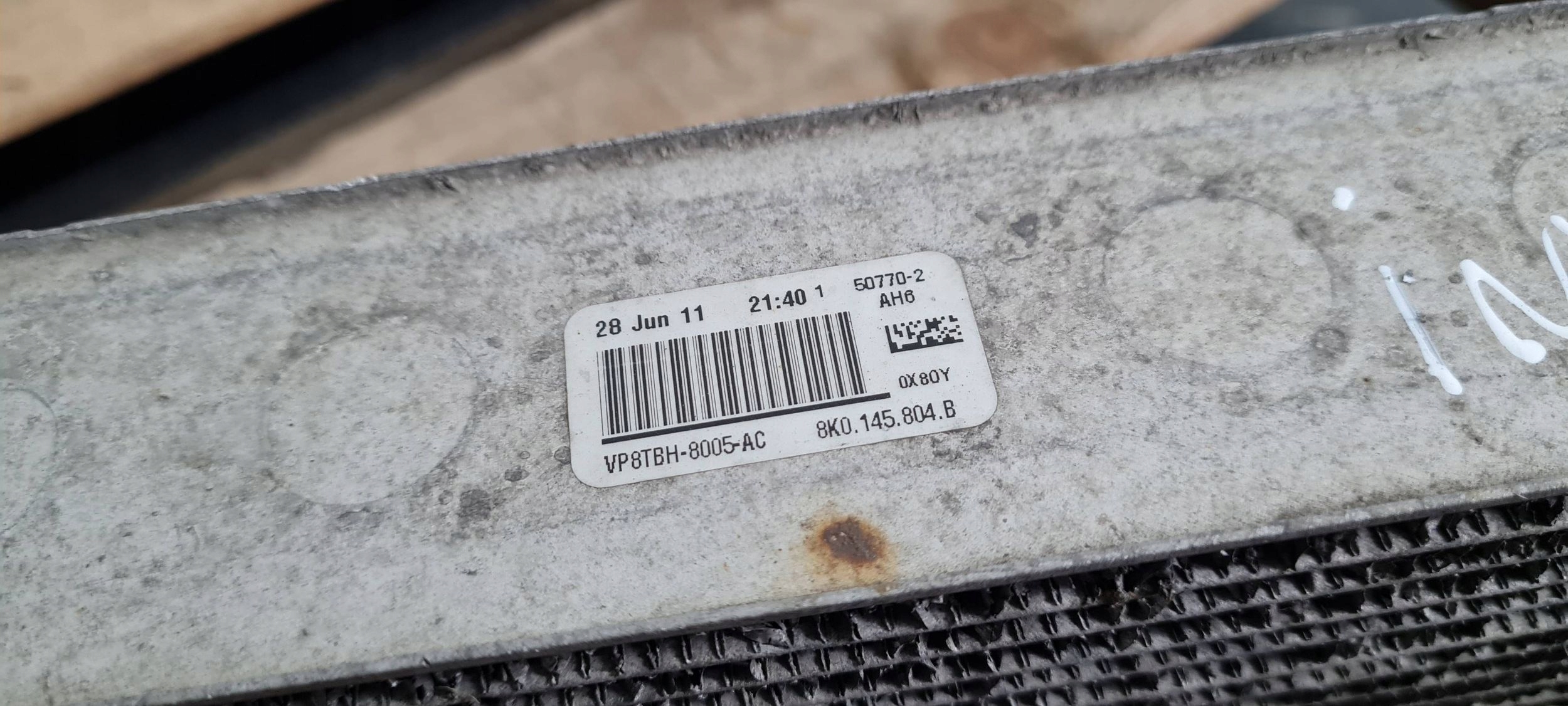 S4 B8 water cooler lower central 3.0 TFSI 8K0145804B S5 8T A6 C7 A7