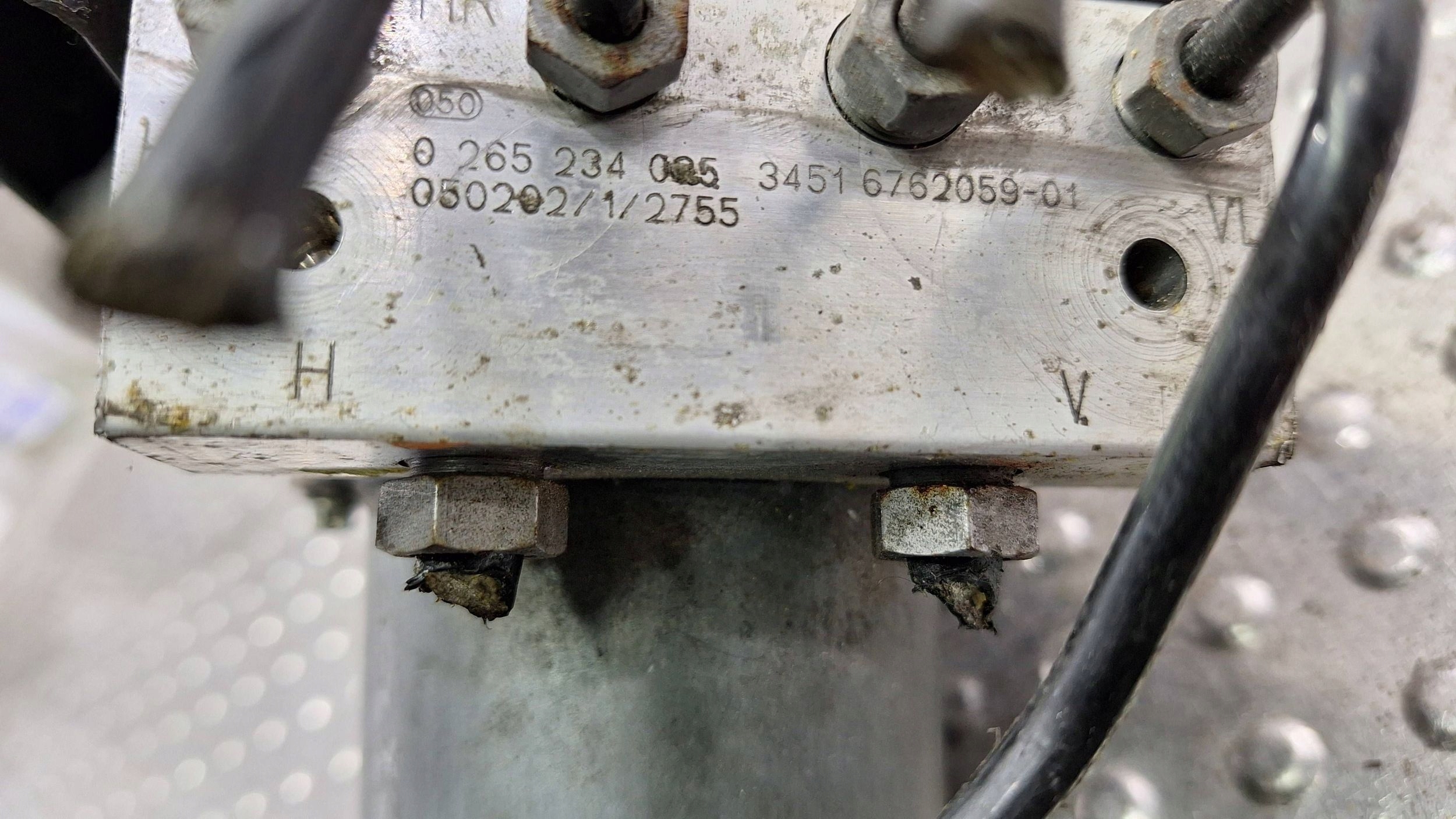 pump control unit ABS 3419296 3419297 6762059 BMW X3 E83 2.0D