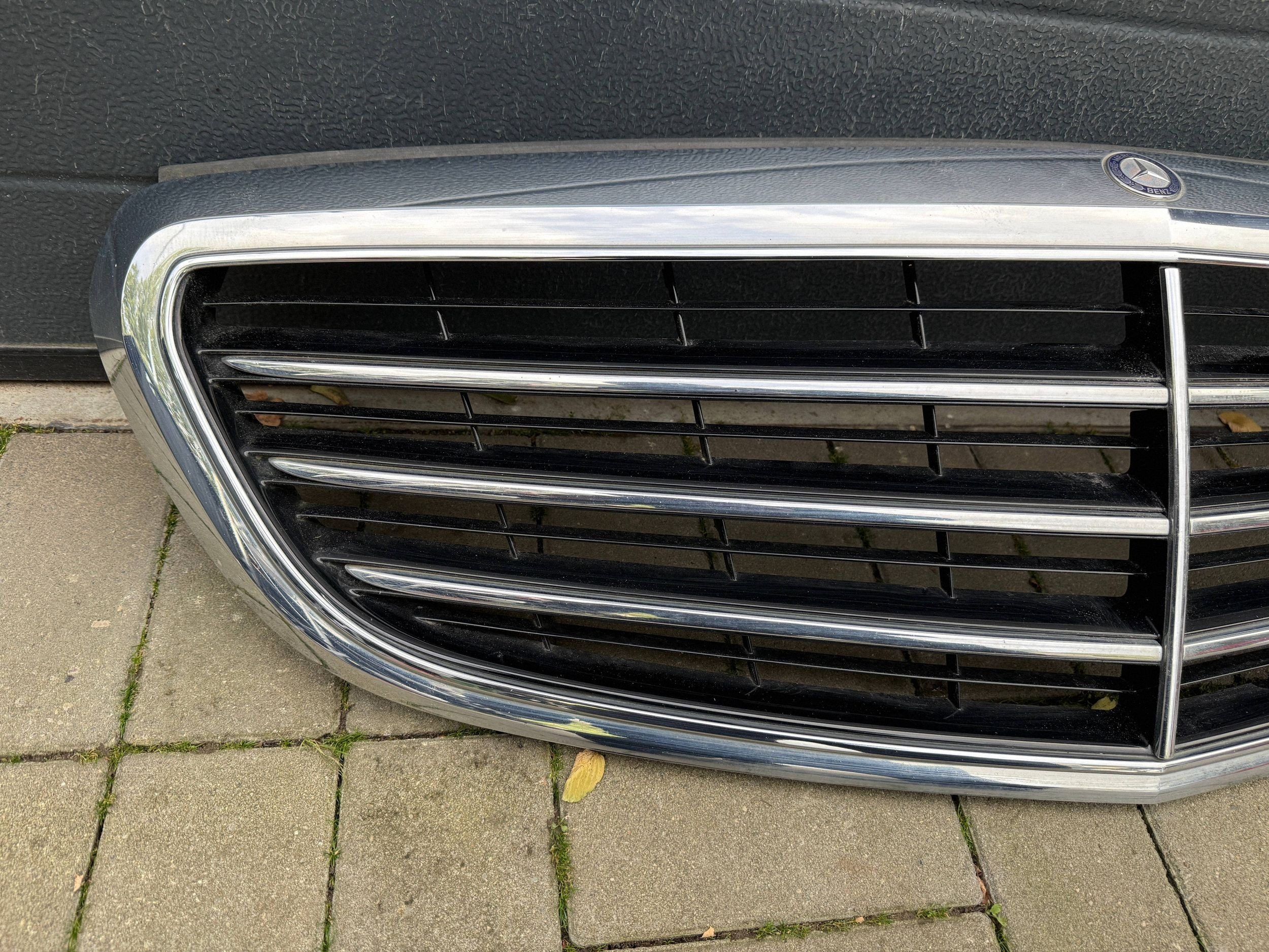 Mercedes C W205 A205 14- maska předek přední
