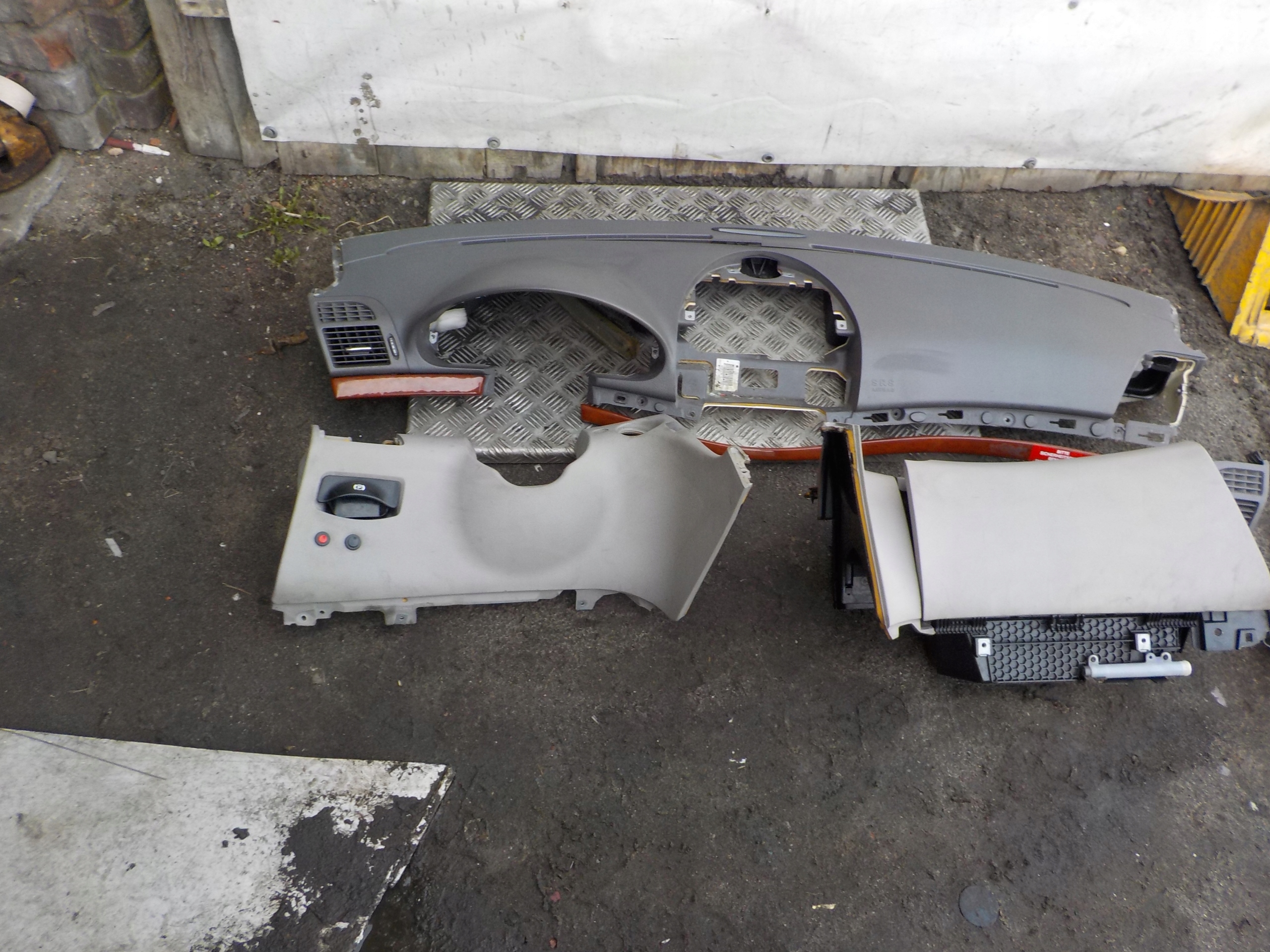 MERCEDES W211 console cockpit airbag airbag