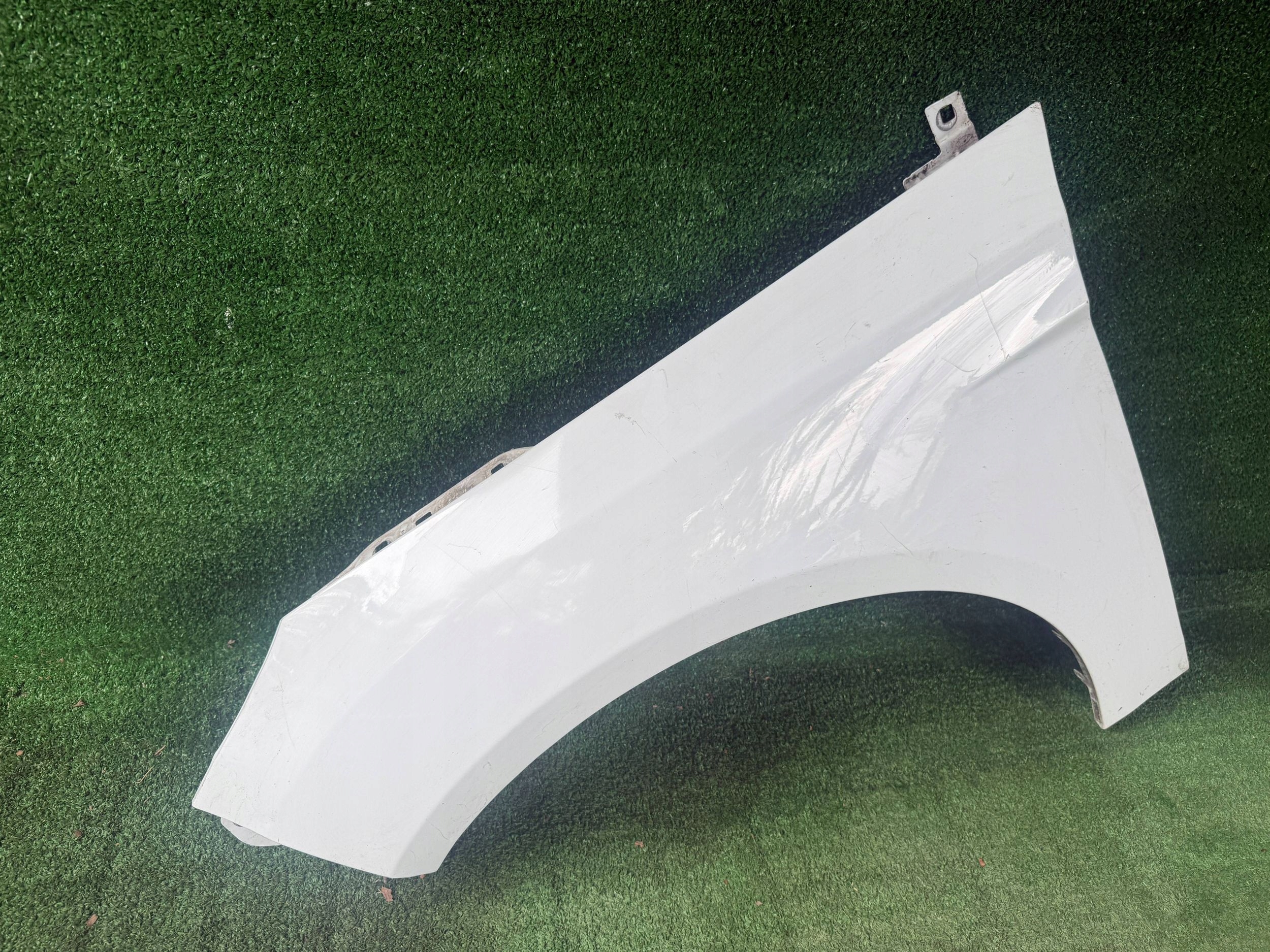 Ford Focus Mk3 Mk-3 fender left front front
