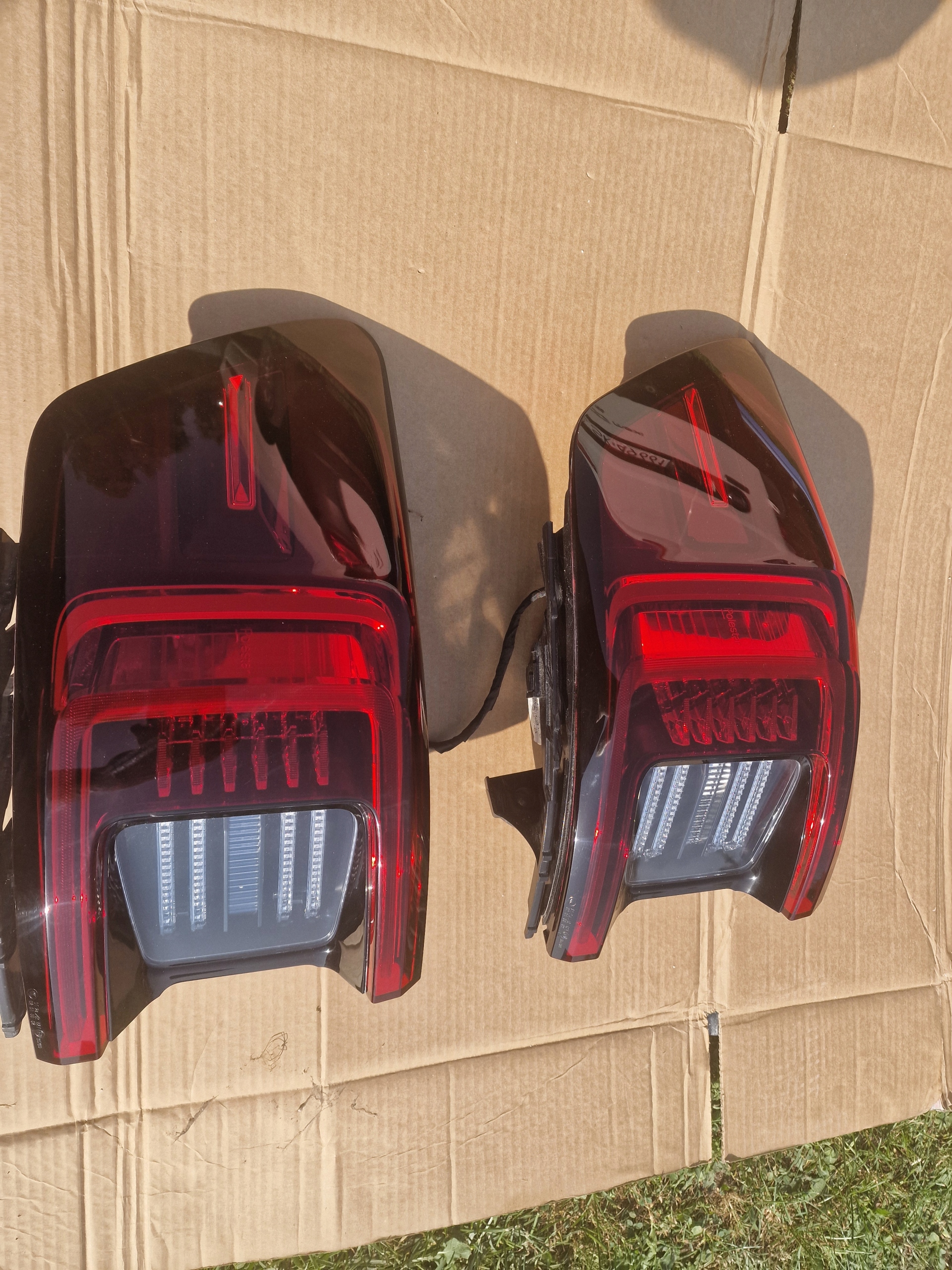 VOLVO POLESTAR 2 II left light rear part rear LED 31108940