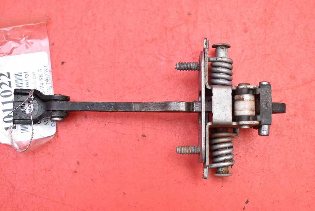 limiter door left rear part CITROEN DS5 12-15