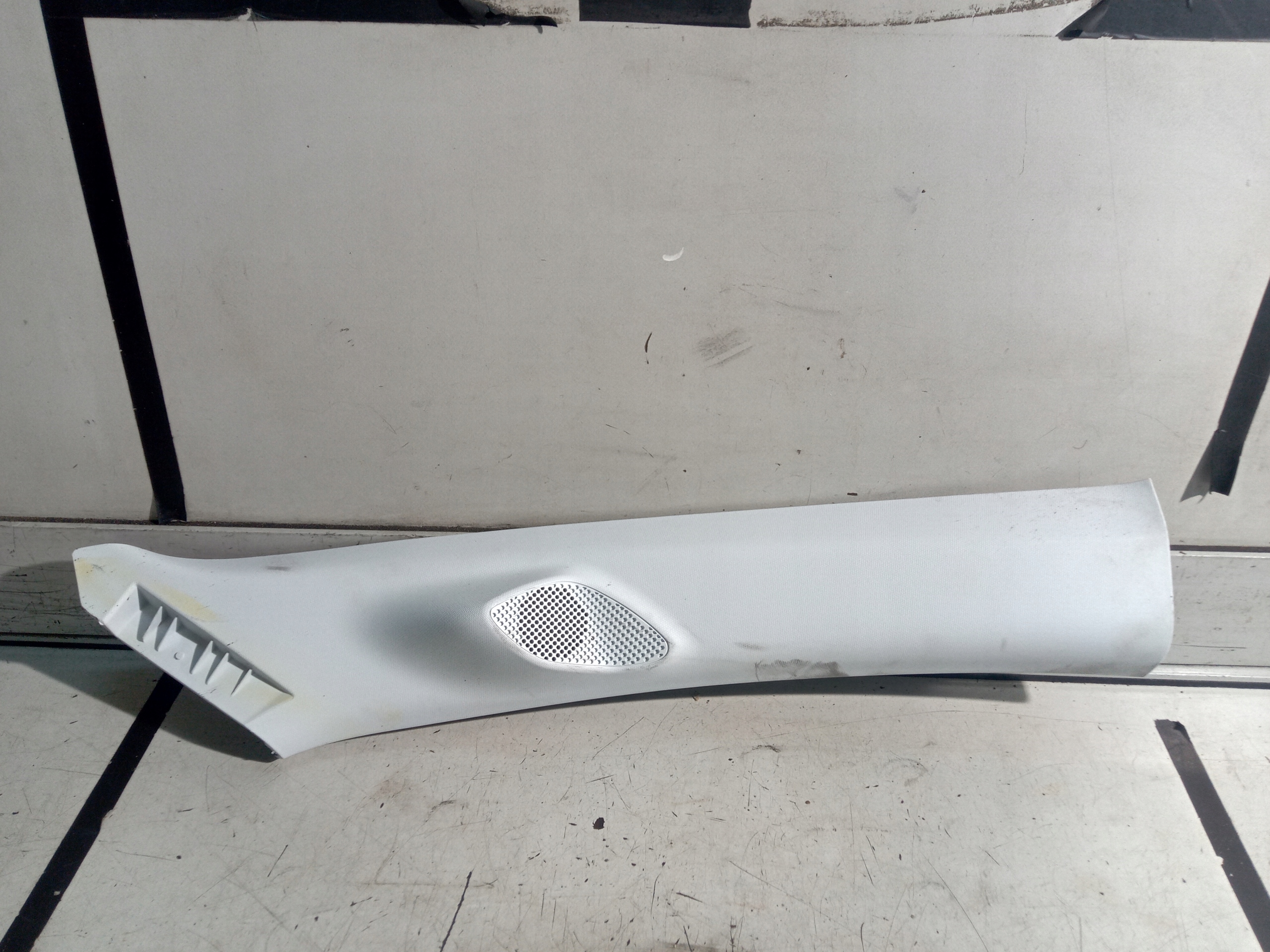 39196896 98293279ZD - OPEL CORSA F КРЫШКА СТОЙКИ ПЕРЕДНЯЯ ПРАВАЯ