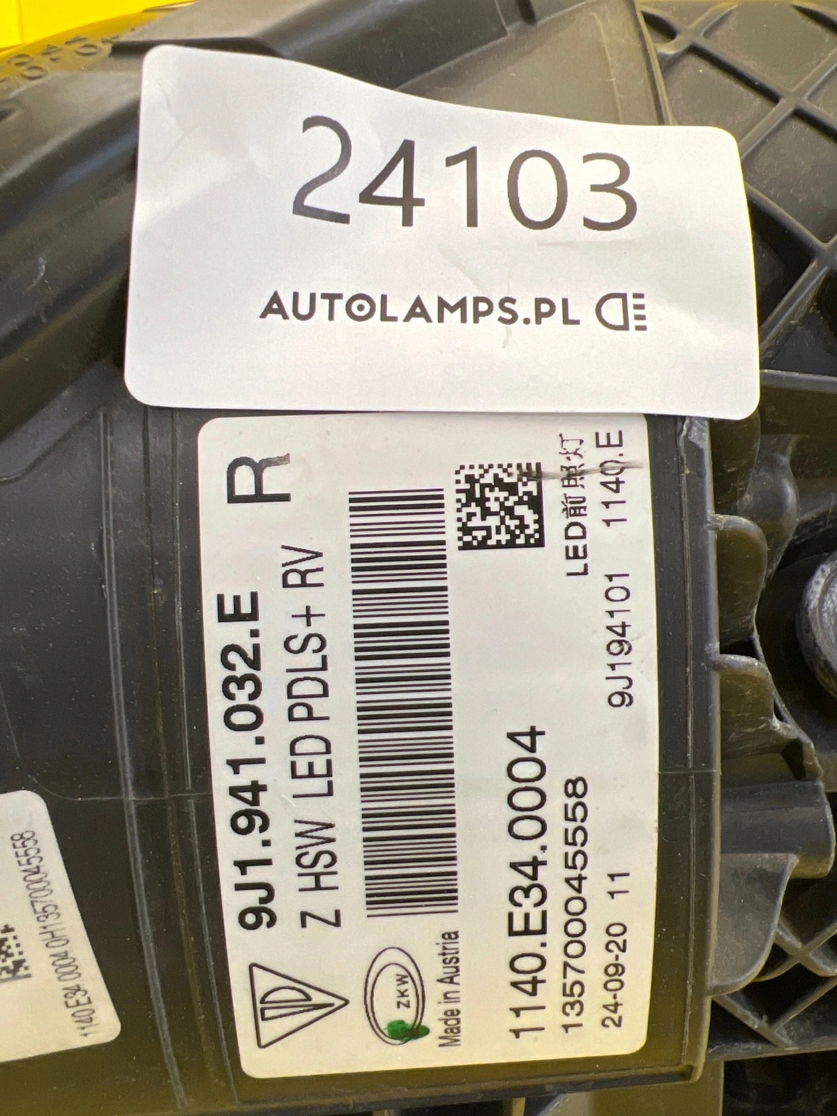 light right front Porsche Taycan Full Led 9J1941032E