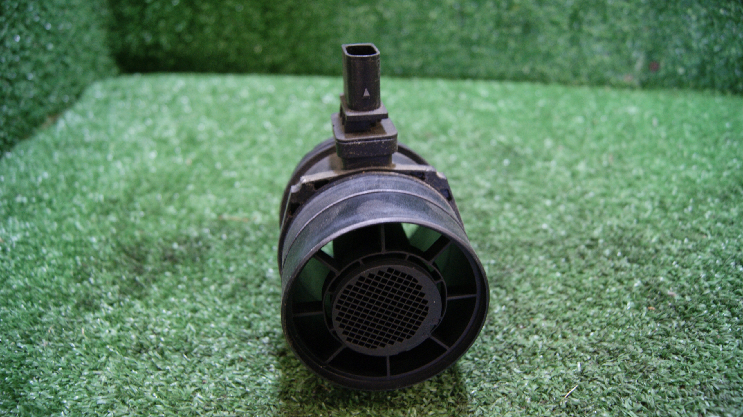 flow meter air BMW E88 0281006146 8509724