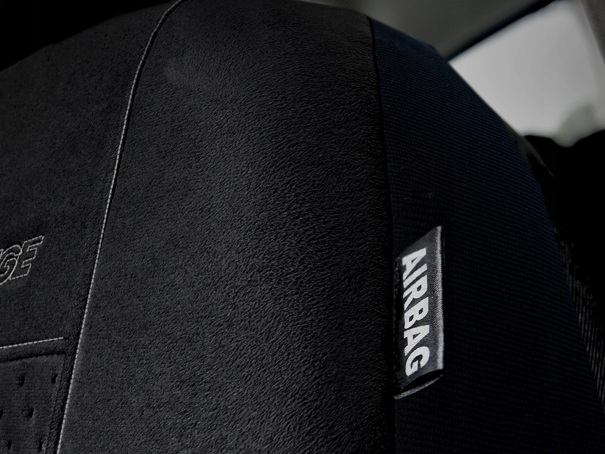 Pokrowce PC z alkantary do Dacia Duster (1, 2) Producent Auto-dekor