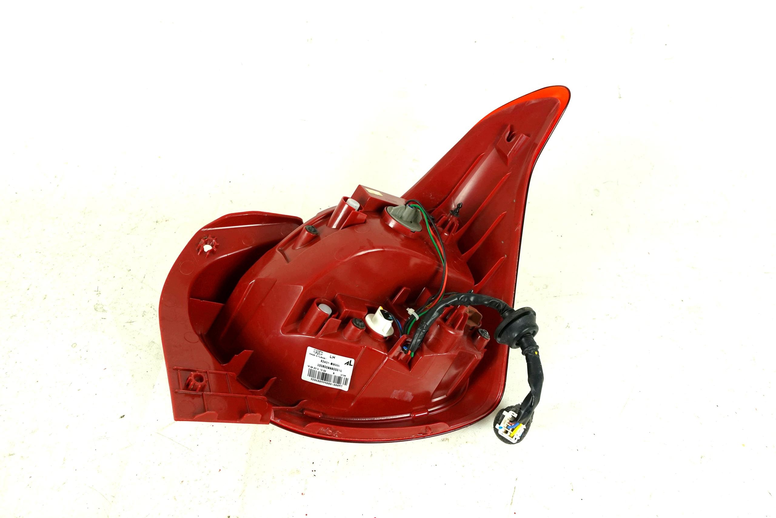 light left rear part left rear HYUNDAI I10 2 II 13-16 2013-2016 5D 92401-B9000