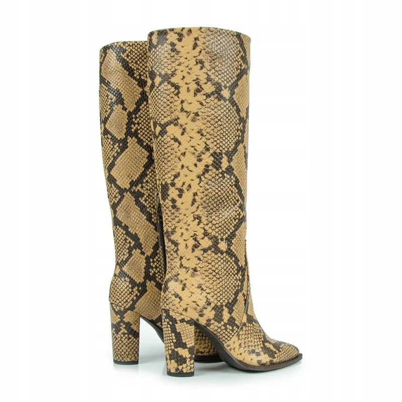 CARINII B5967 KOZAK KLASYCZNE SKÓRA BEŻOWE RUDE 39 Waga produktu z opakowaniem jednostkowym 0.9 kg