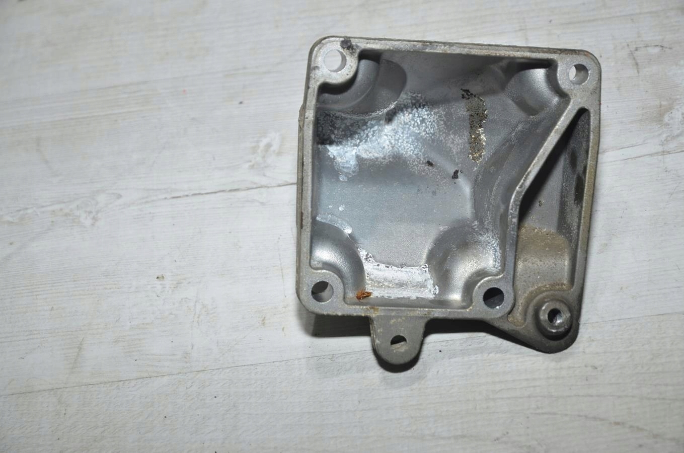 engine mount left Mercedes CLS w219