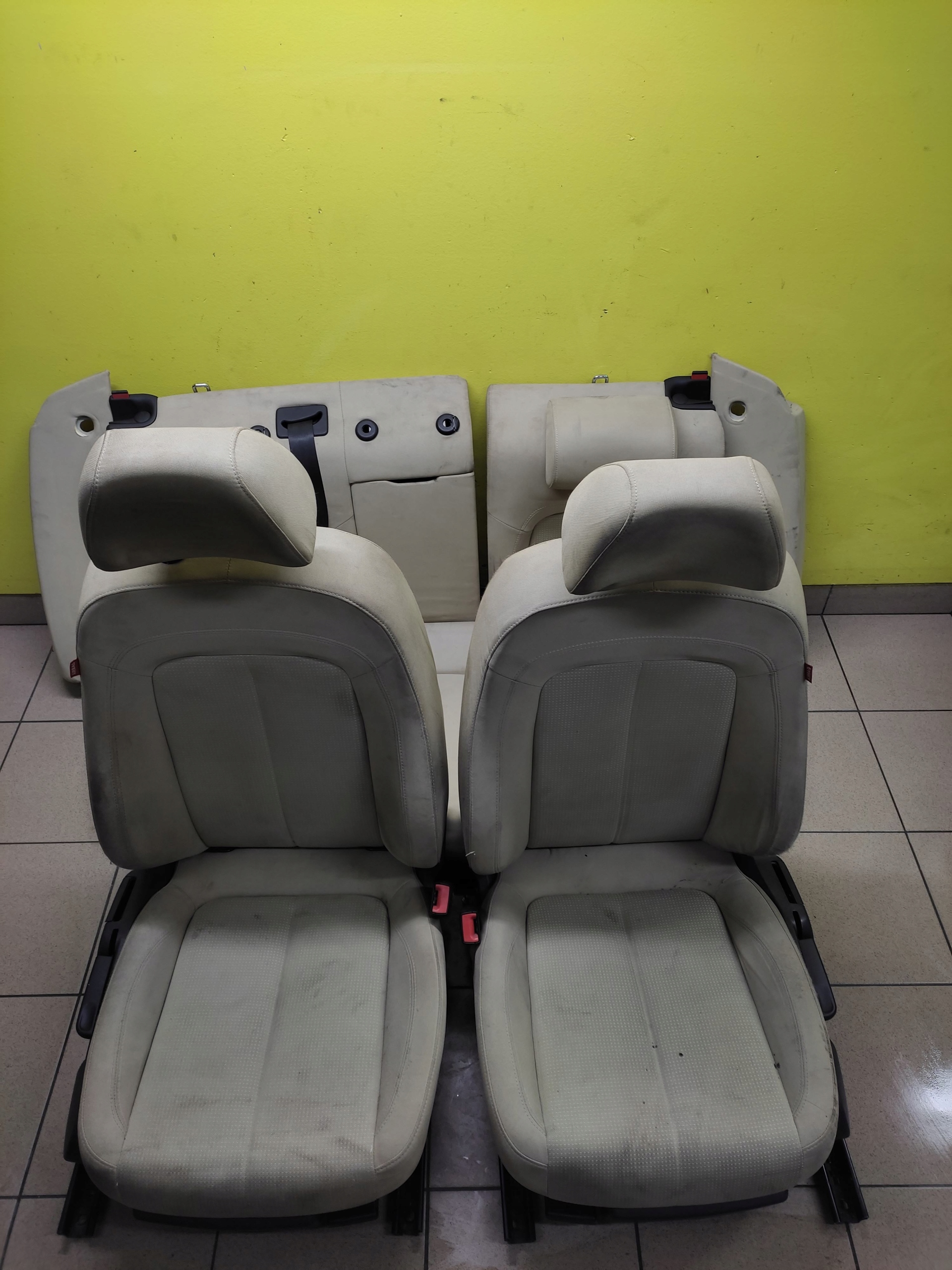 SEAT EXEO KOMBI KOMPLET seats front rear part