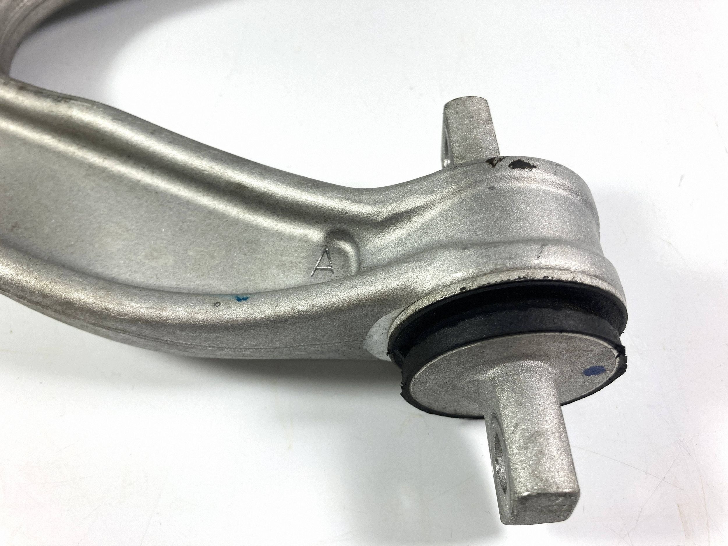 Chevrolet Corvette C8 2021-2024 arm upper rear left