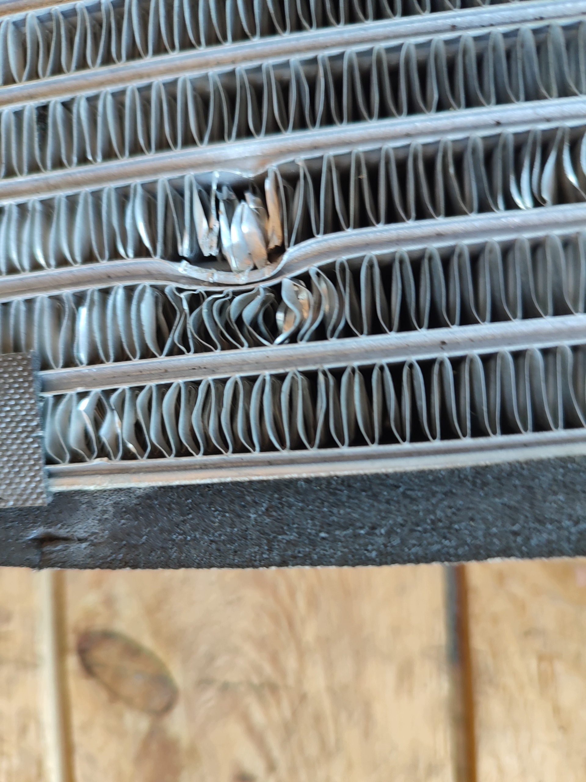 Radiateur climatisation OPEL ASTRA H OE 324336