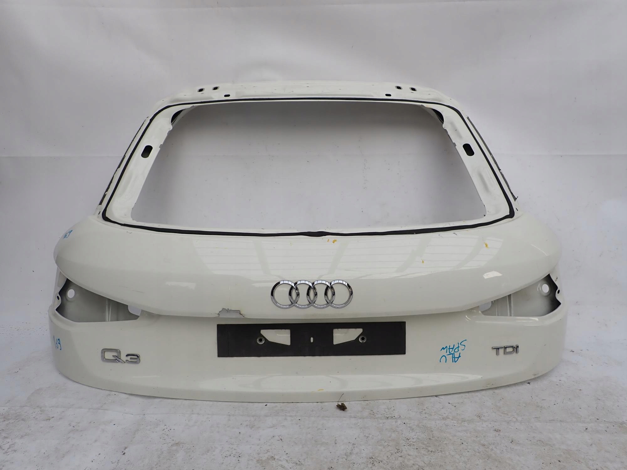 AUDI Q3 and 1 11-18 boot door rear