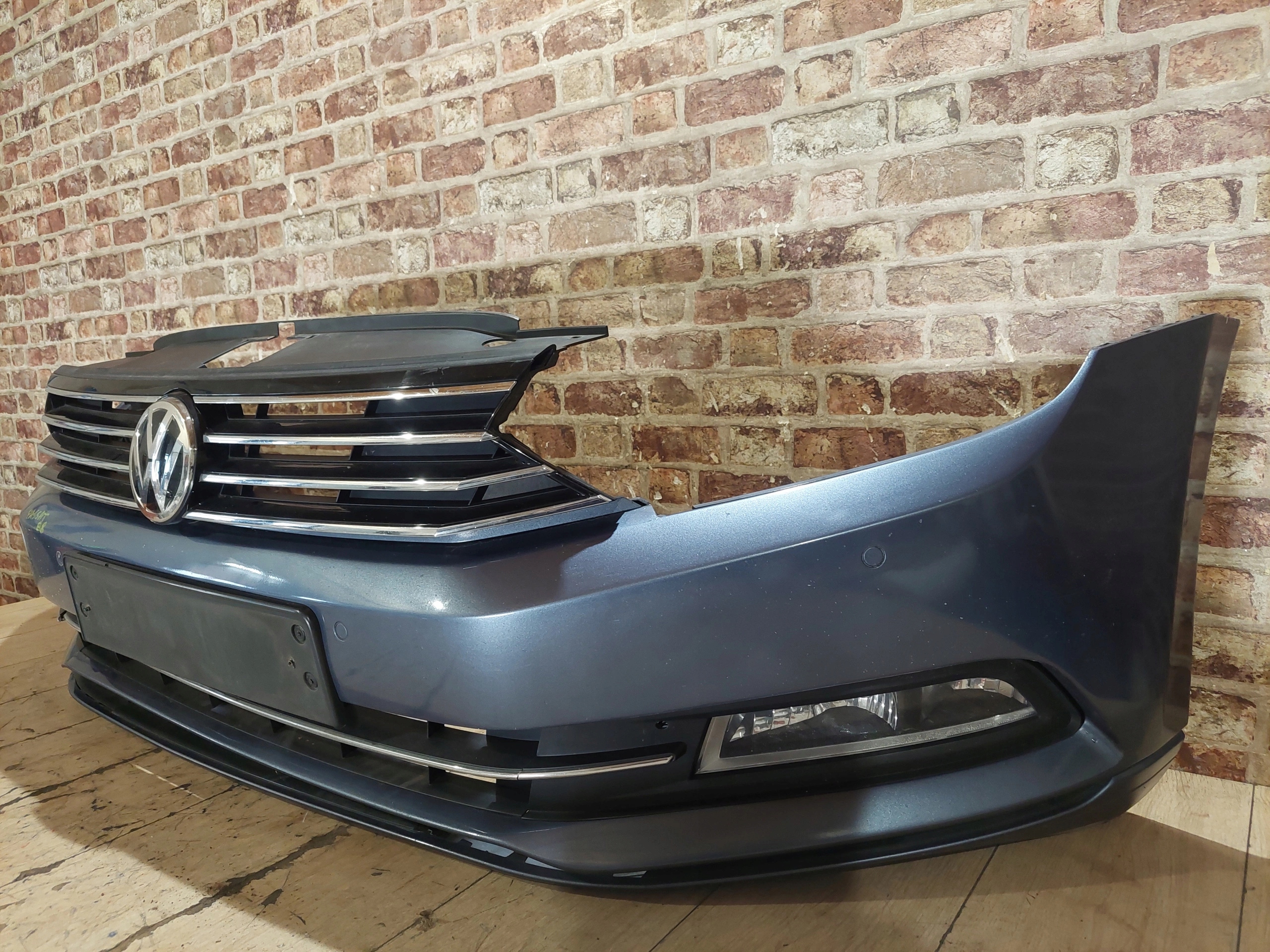 ZDERZAK PRZÓD PRZEDNI VOLKSWAGEN PASSAT B8 2014-