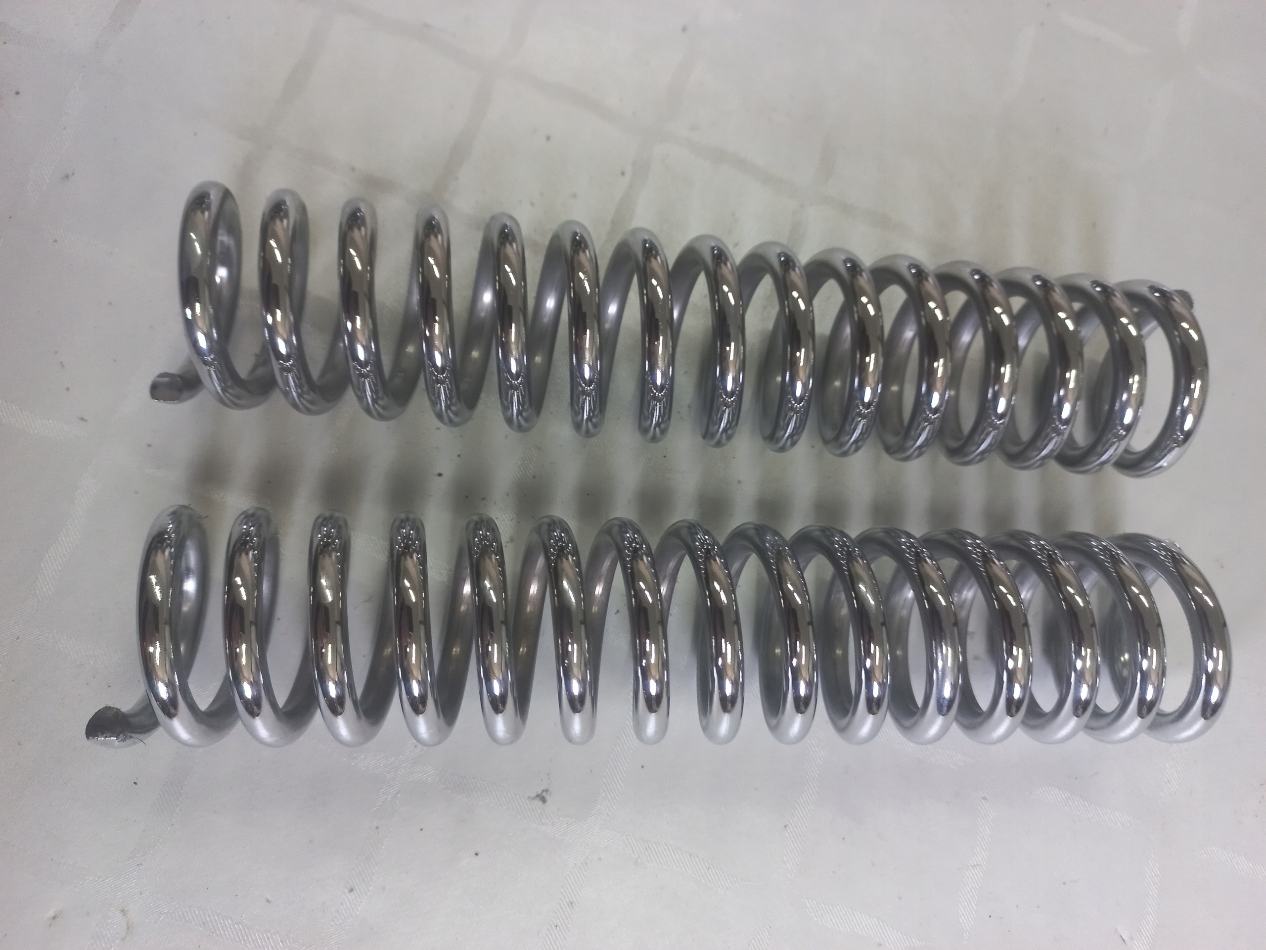 SPRĘŻYNY AMORTYZATORA ROMET KOMAR MOTORYNKA KOMPLE CHORM CZĘŚCI