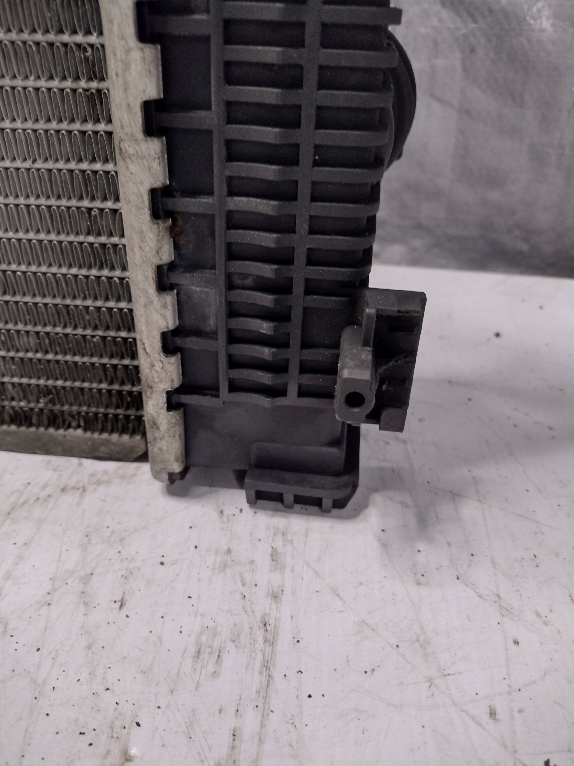 water cooler Mercedes W212 2,2CDI automat
