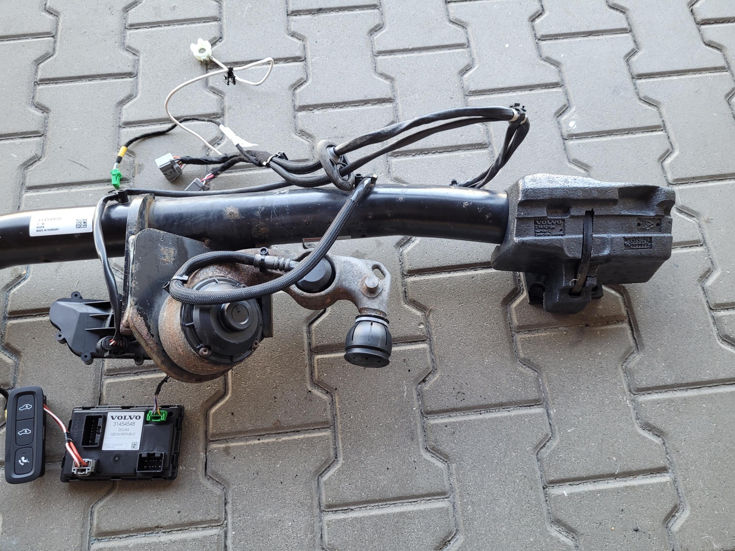 31454935 31439406 sider tow electrical module VOLVO XC60 II