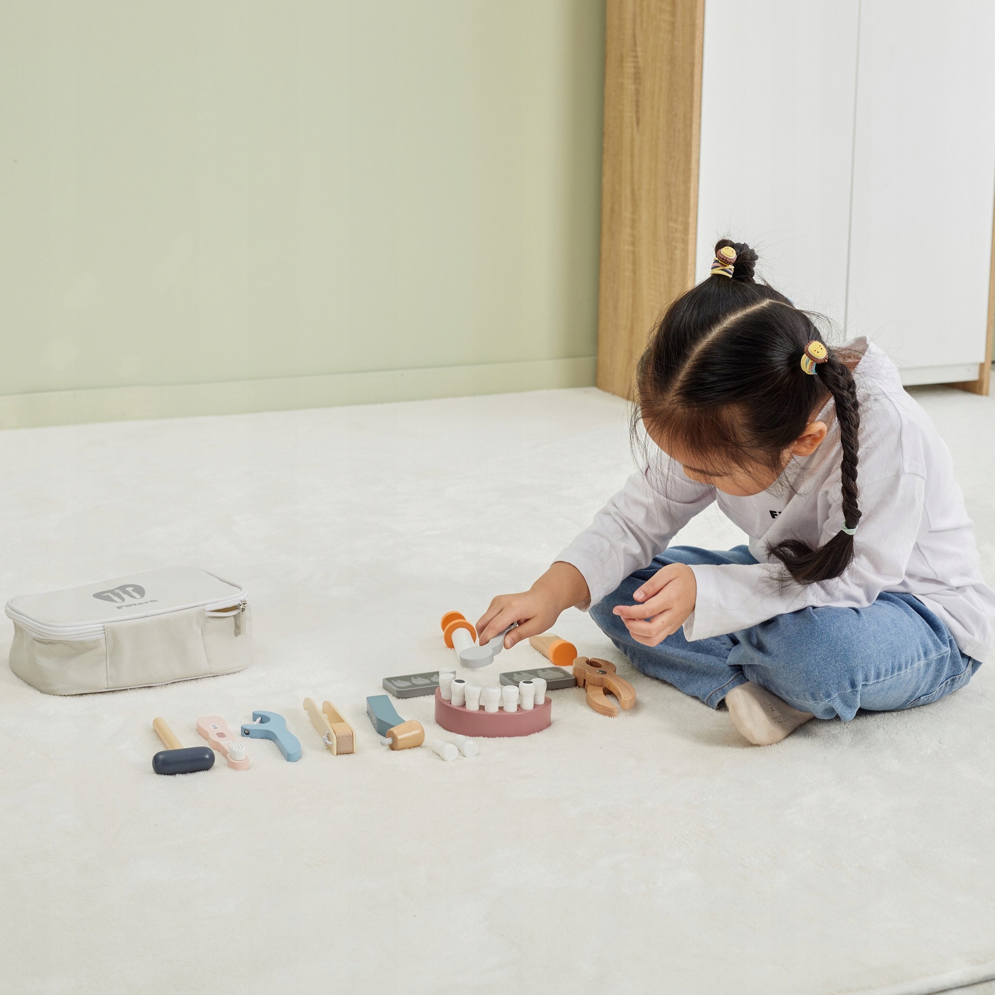 DREWNIANY ZESTAW DENTYSTY TORBA MAŁY DENTYSTA STOMATOLOG LEKARZ VIGA POLARB Kod producenta 442025