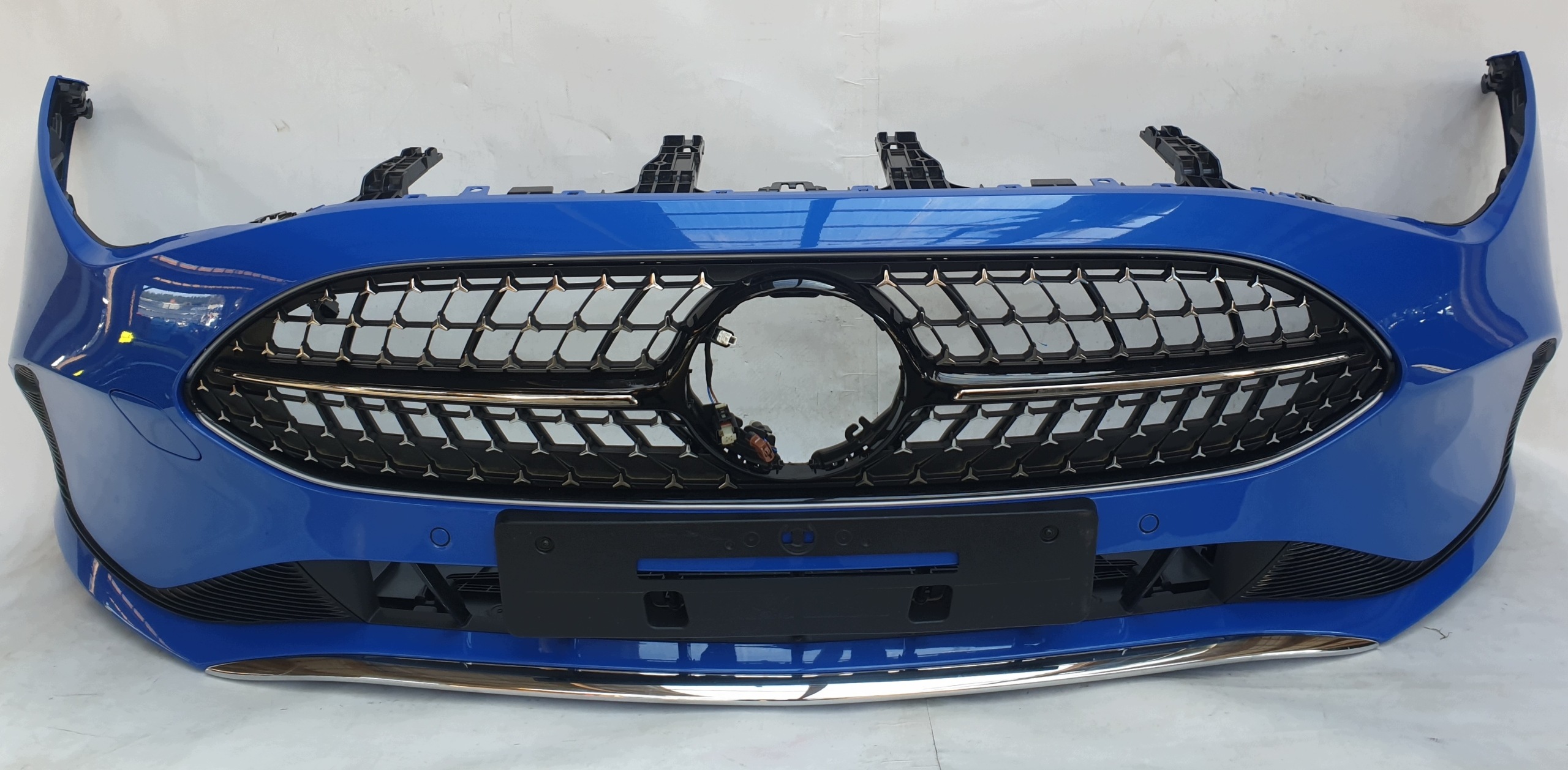 MERCEDES CLA W174 24- bumper front front PDC A1748853900