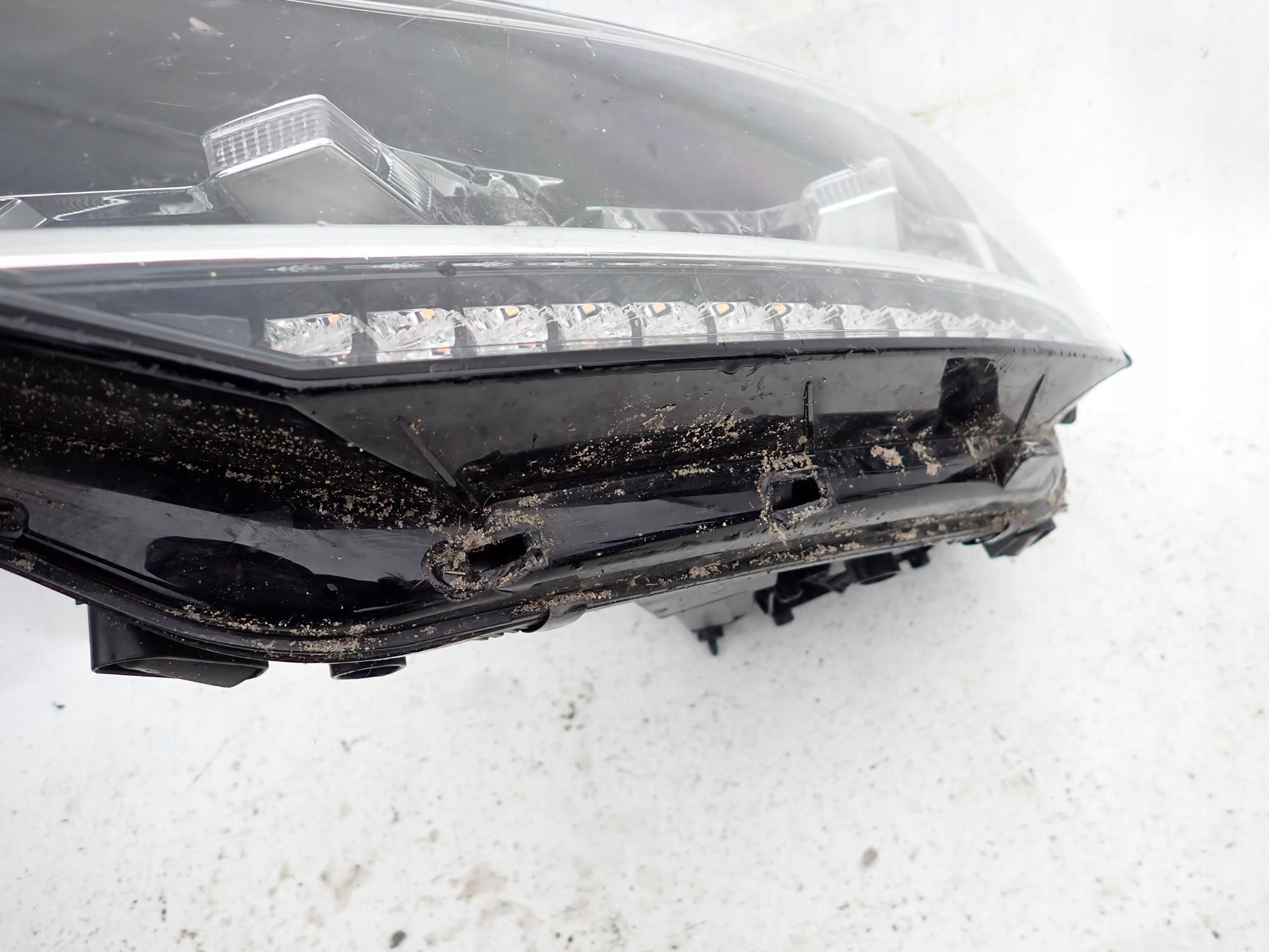 VW TOURAN II 2 15-> light front left FULL LED