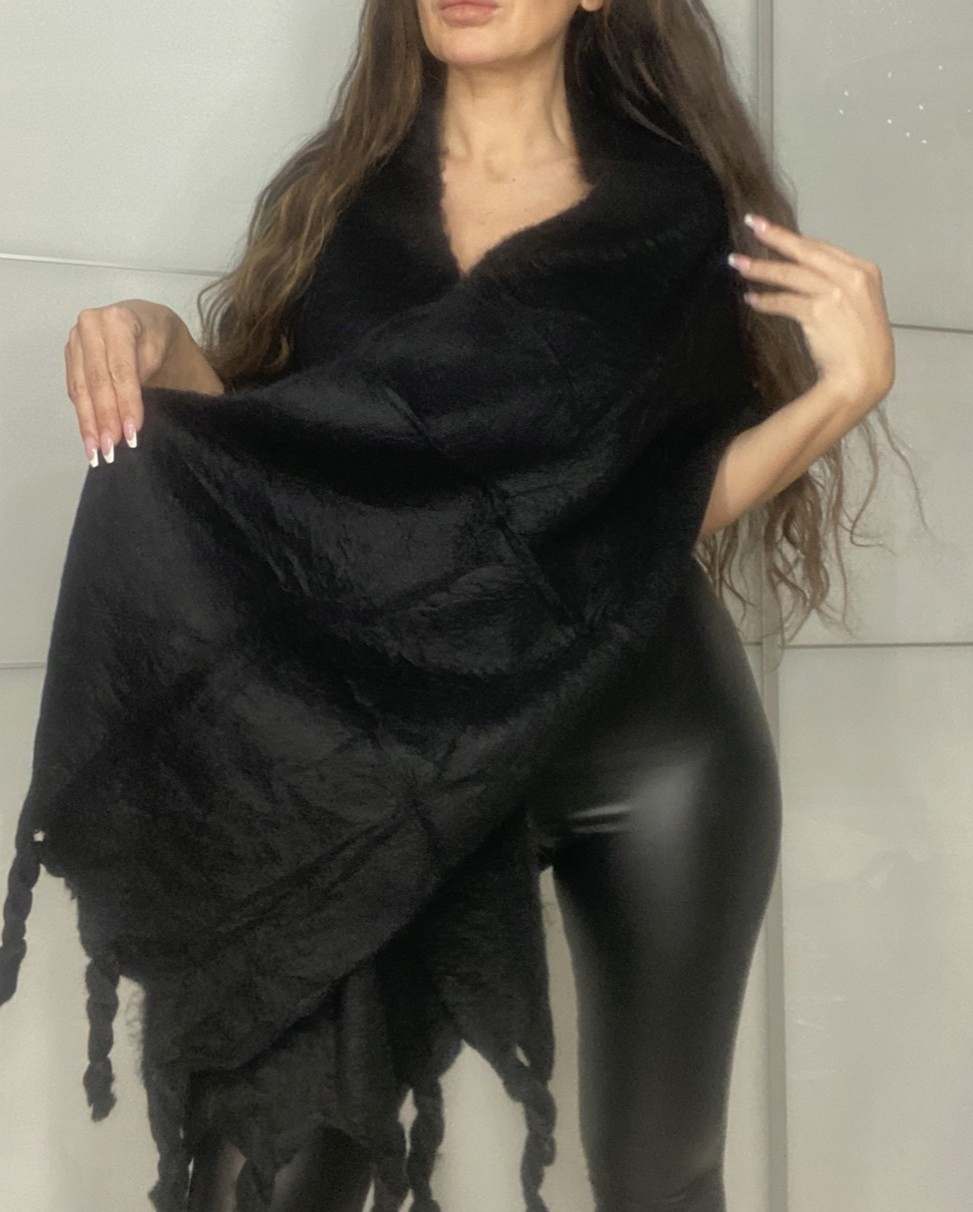 Szal czarny z dodatkiem wełny Marka bez marki