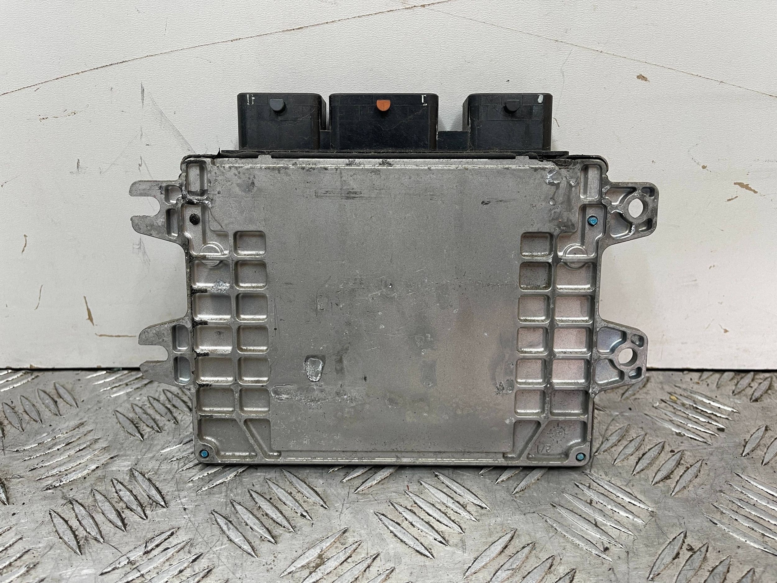 Centralina computer Motore NISSAN JUKE e F15 1.6 MEC940-570