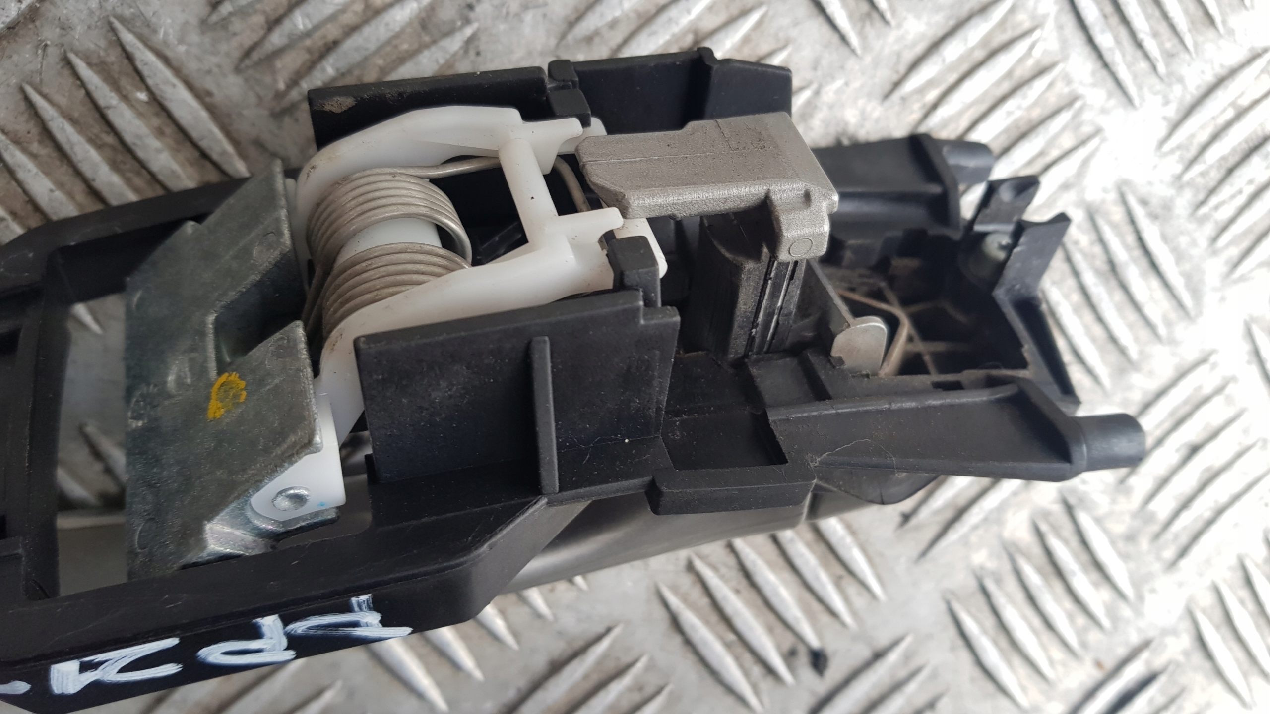MERCEDES W211 handle right front exterior