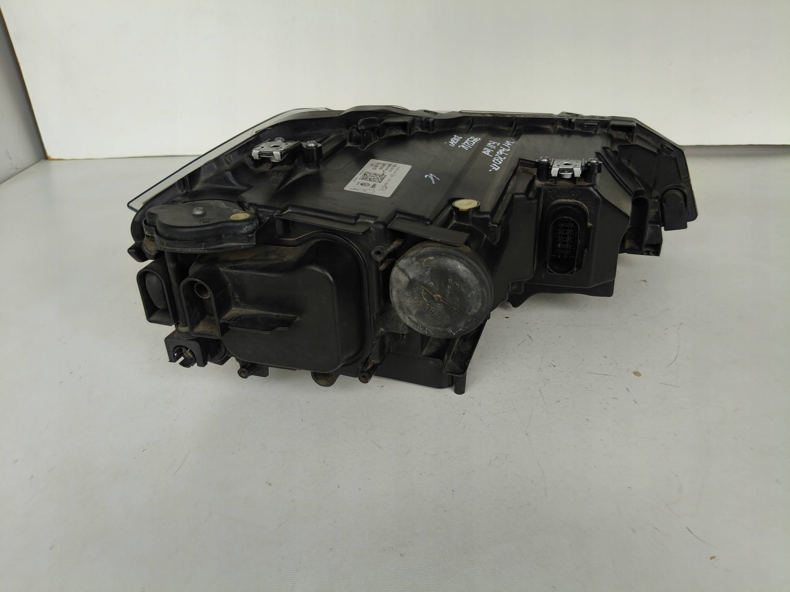 light left REFLEKTOR VW POLO 2G 2G0 17- FULL LED