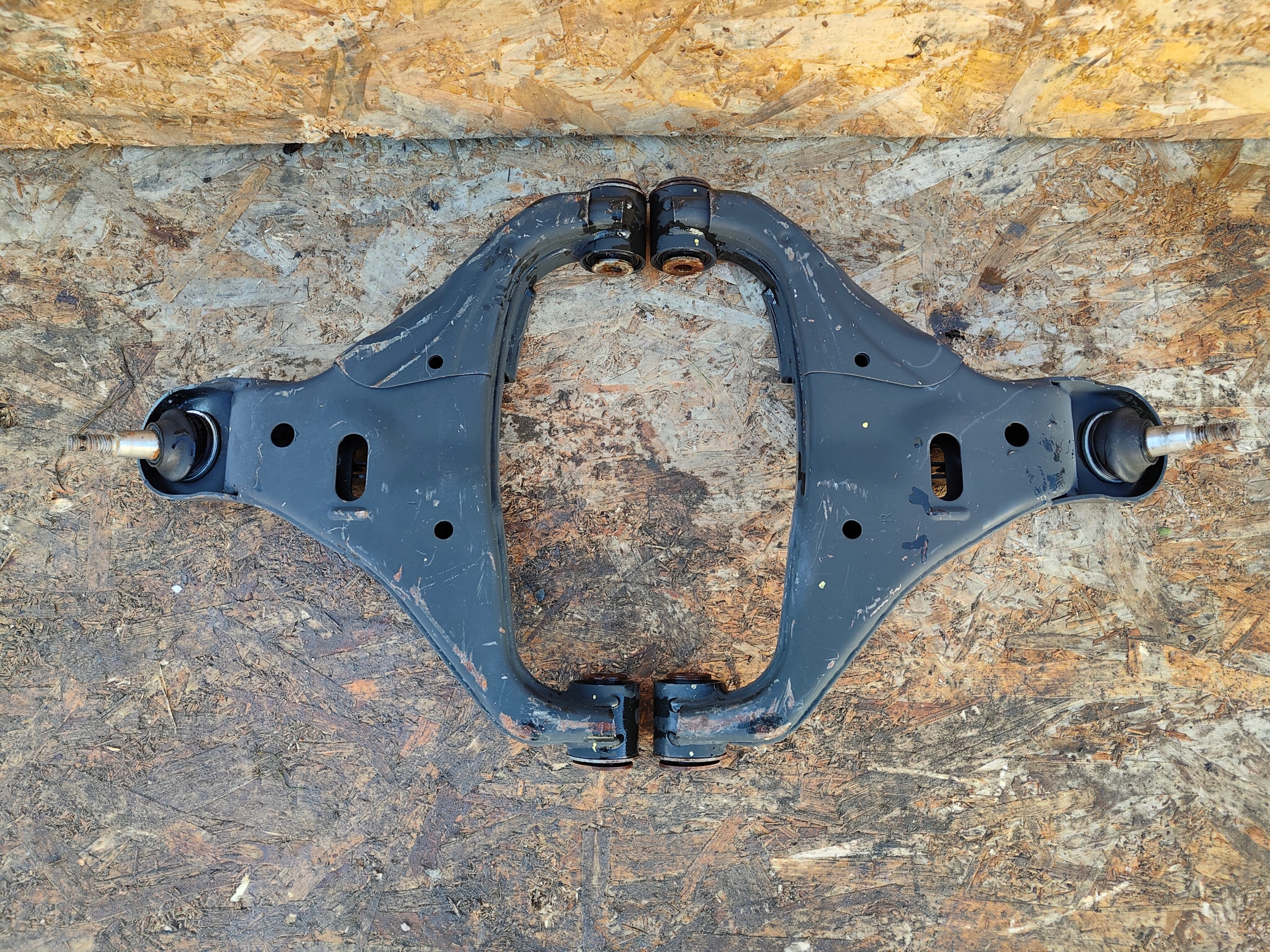 arm lower left front left front FORD RANGER IV LIFT 2019 ROK