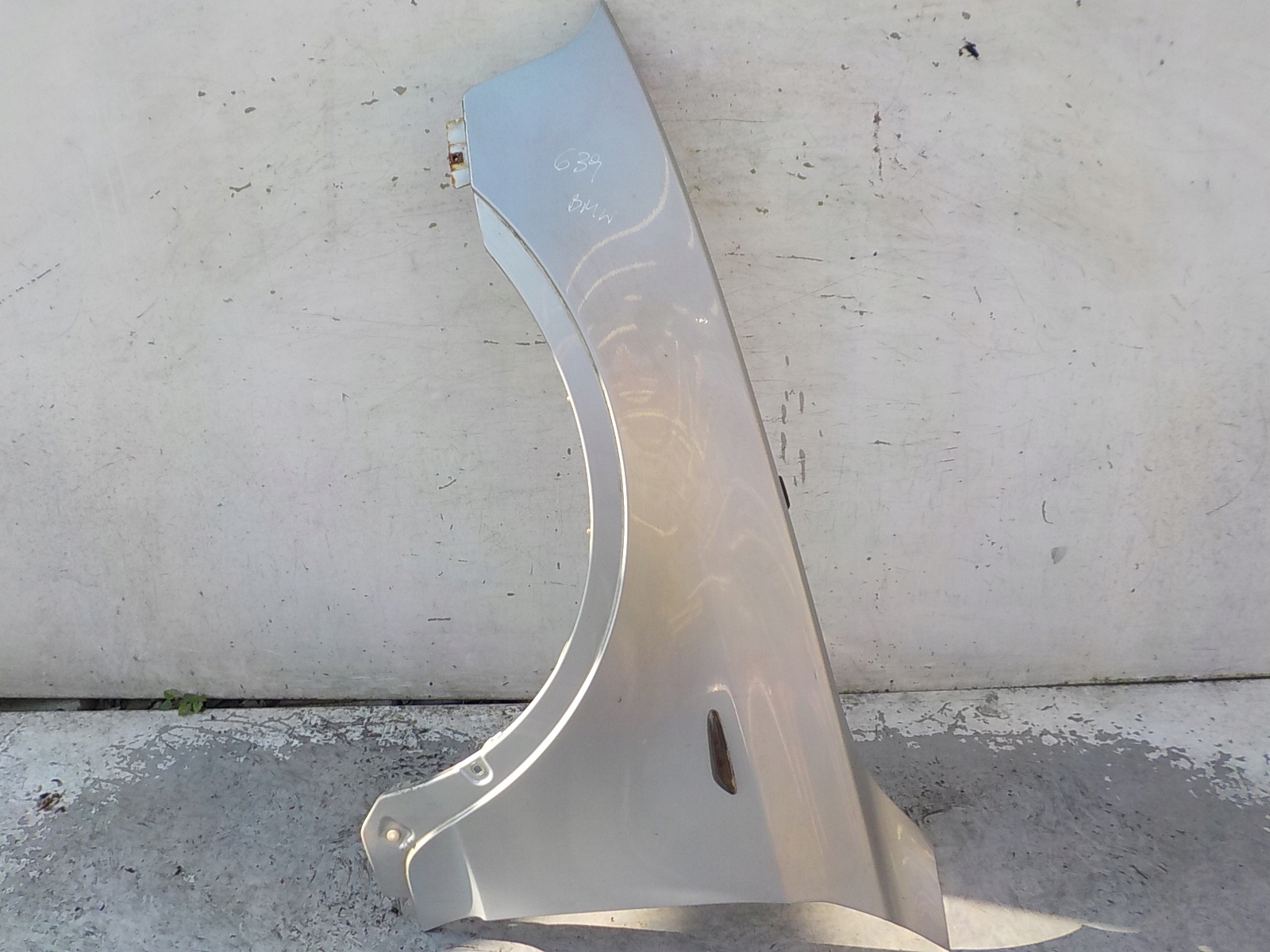 639 BMW X3 E83 fender left front front