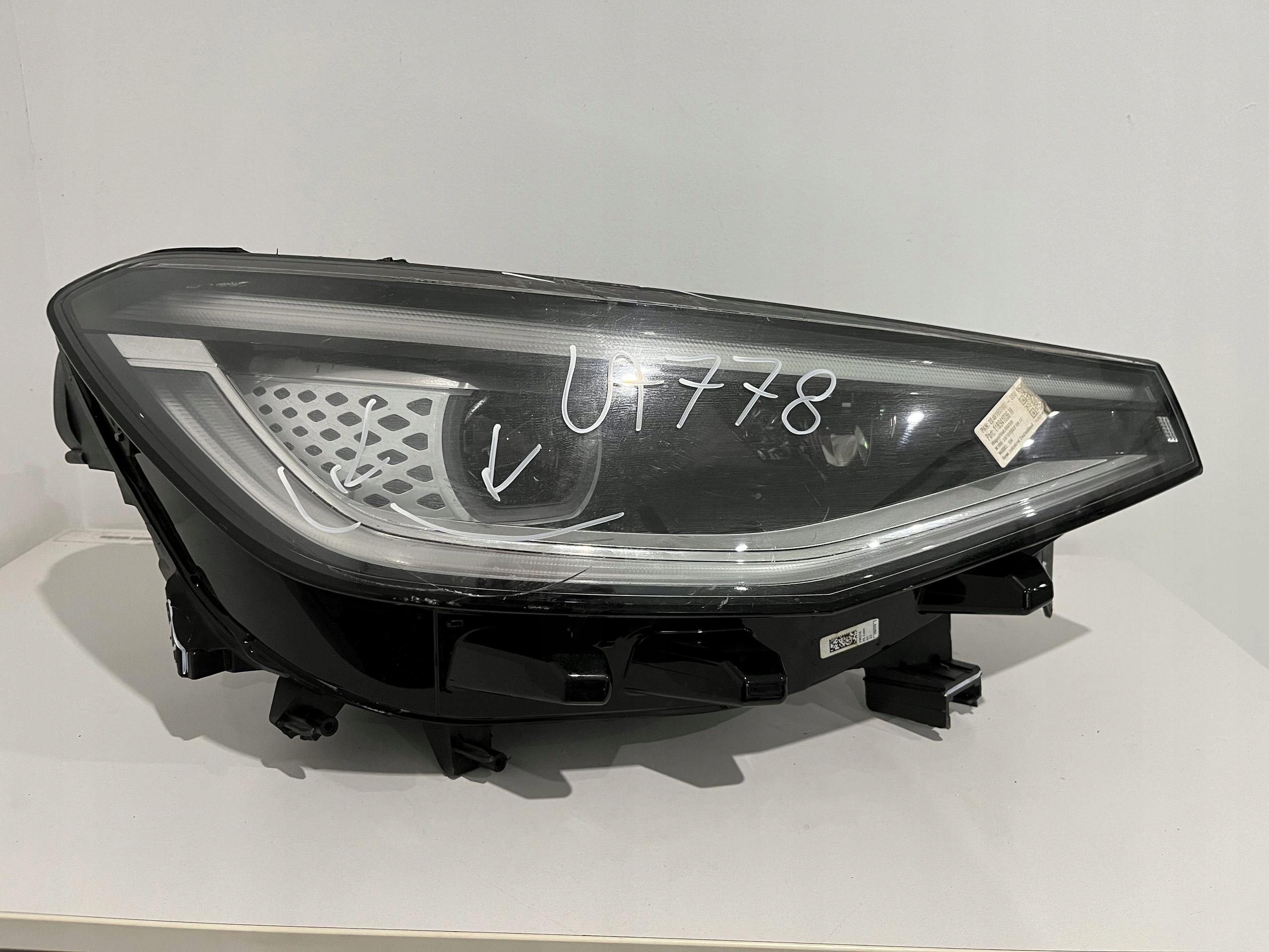 vw ID4 id.4 Фара правая full led IQ свет 11B941036M