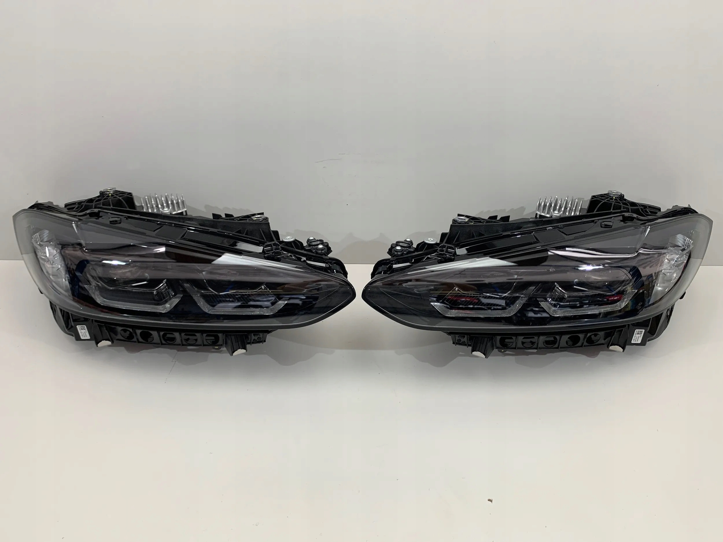 BMW 4 G22 G26 LAMPY PRZÓD ADAPTIVE LED CZARNE NOWE