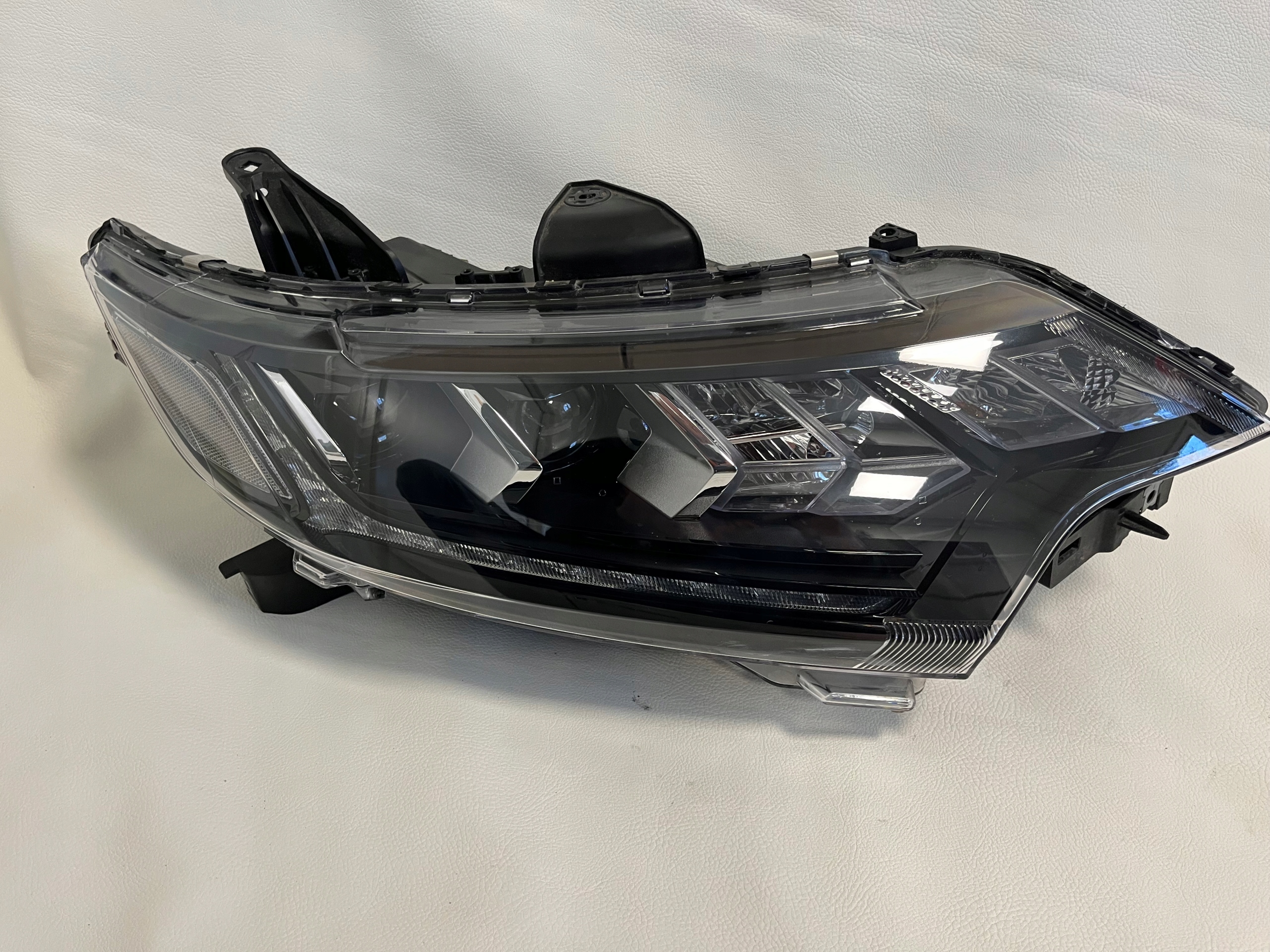 Mitsubishi Outlander 3 Full Led Lift right front