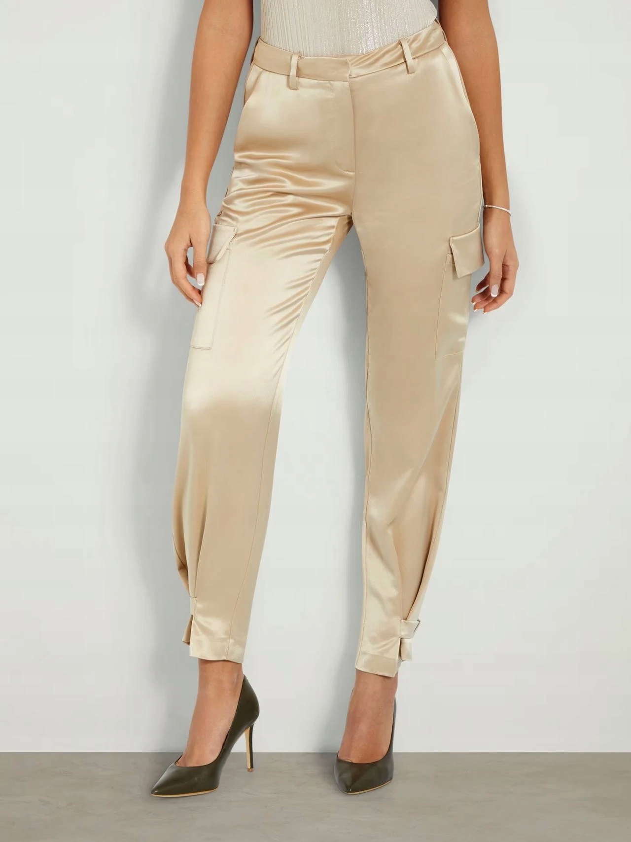 Guess Saténové Kapsáče (M)