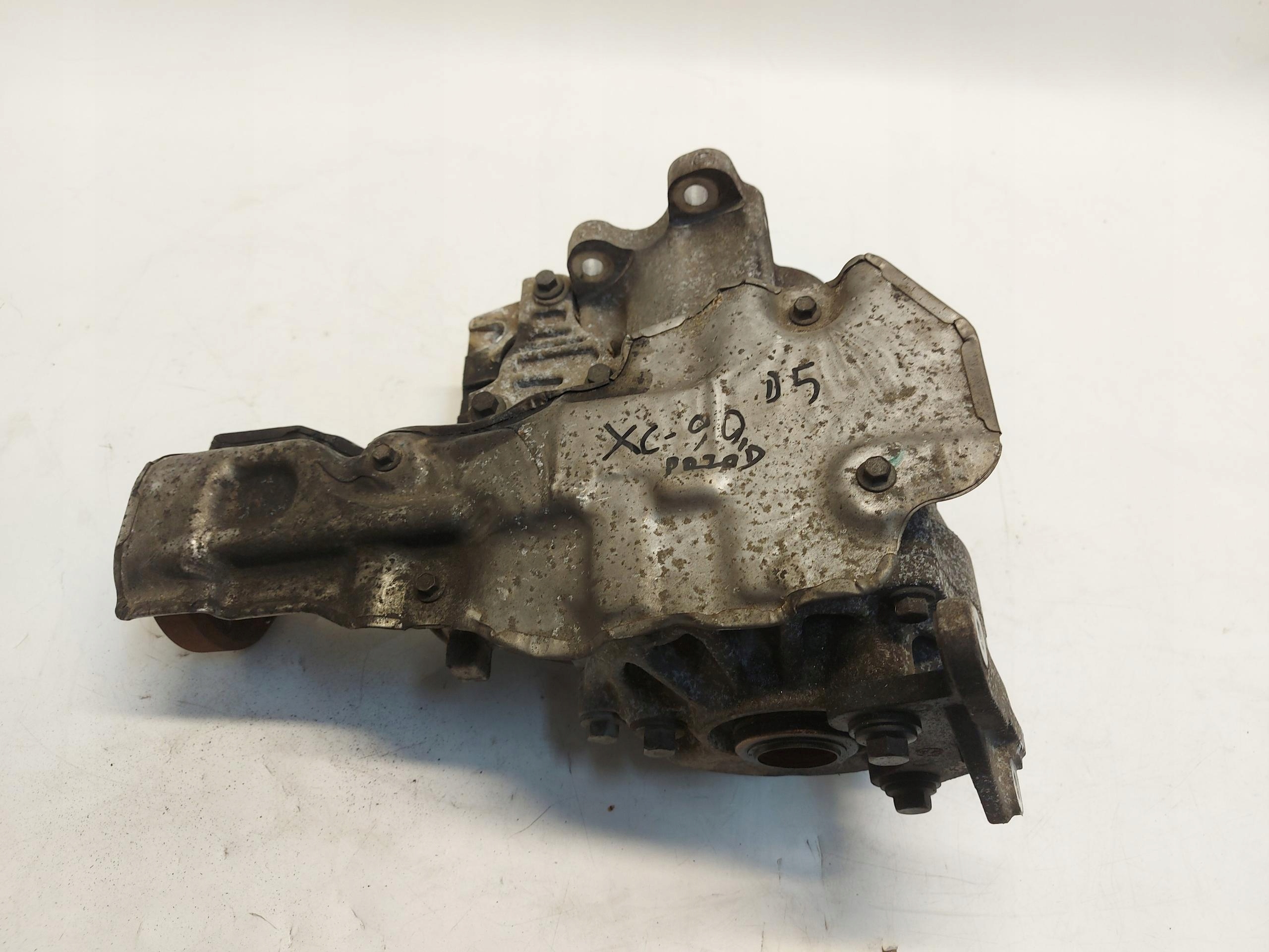 VOLVO XC90 II D5 Reduktor transmission differential front 7530520090