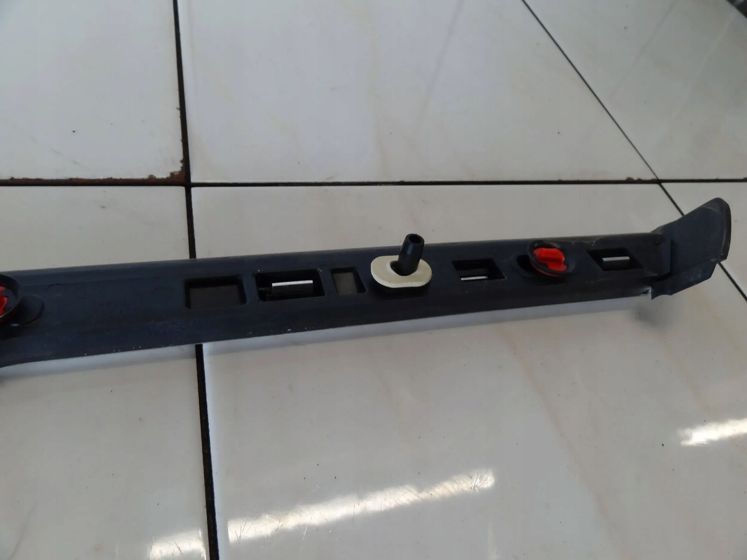 opel oe YP00051177 молдинг крыла