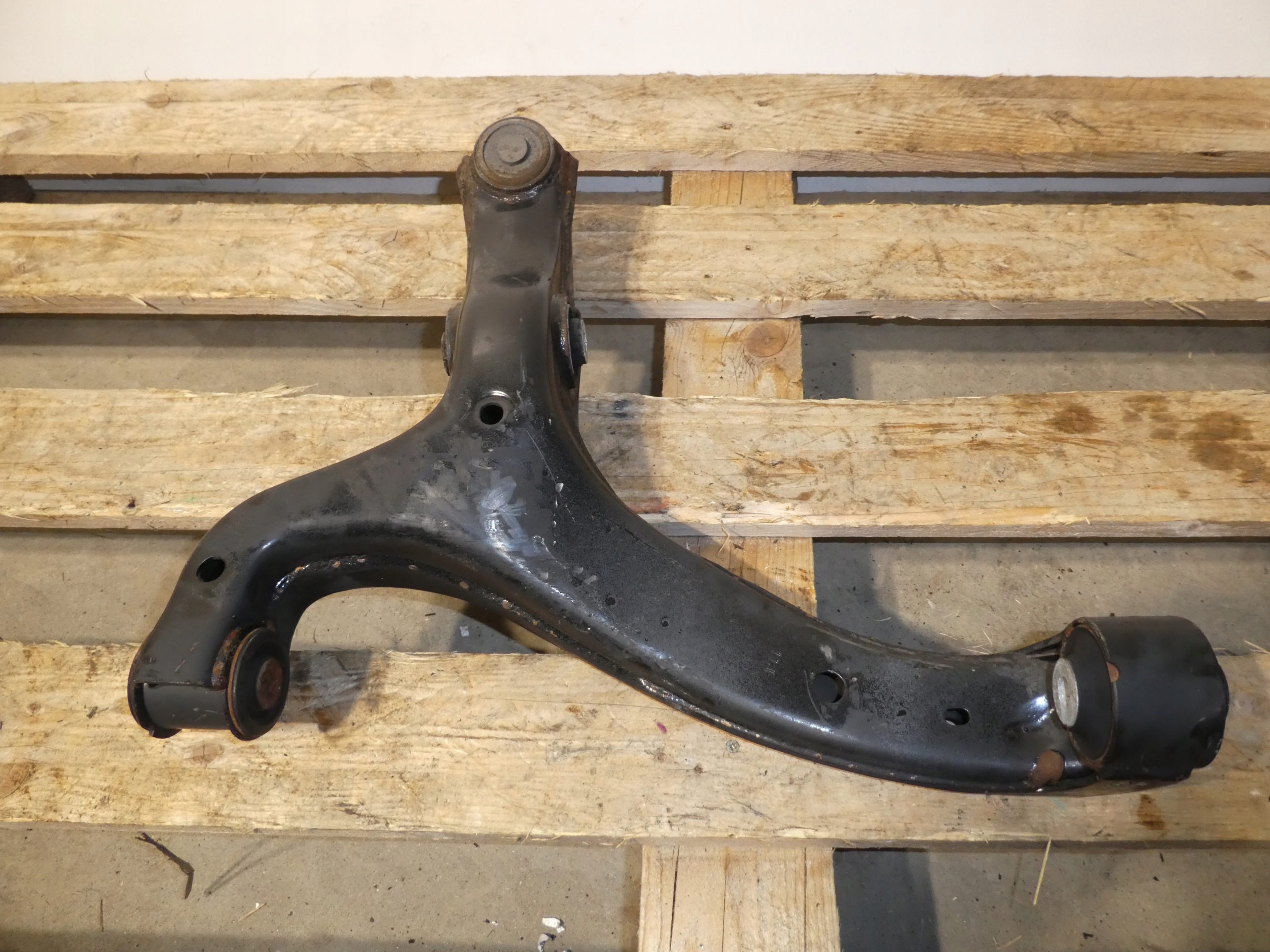 QUERLENKER VORNE DOL RECHTS VW AMAROK 2H0