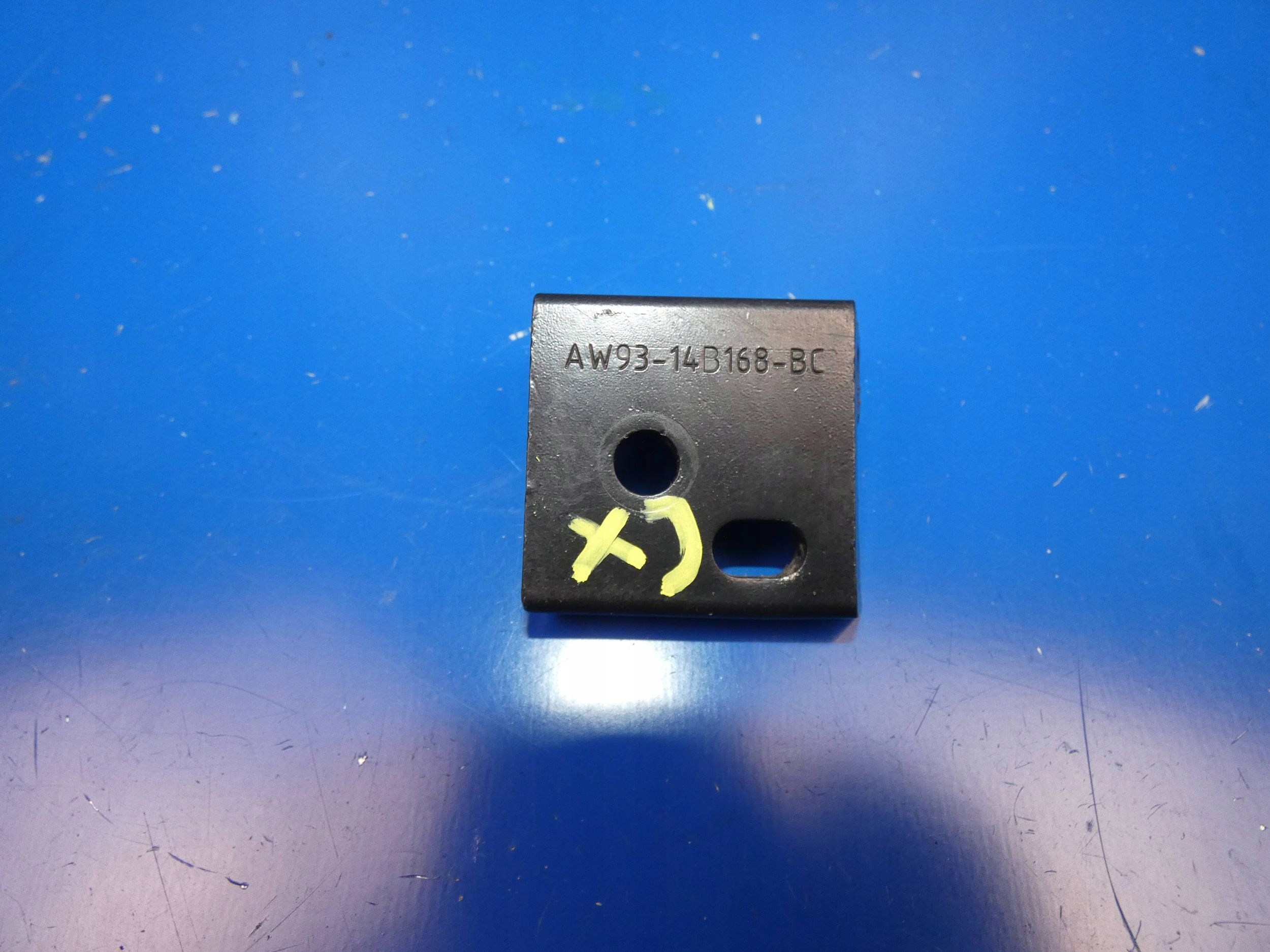 JAGUAR XJ X351 Console Support plaque