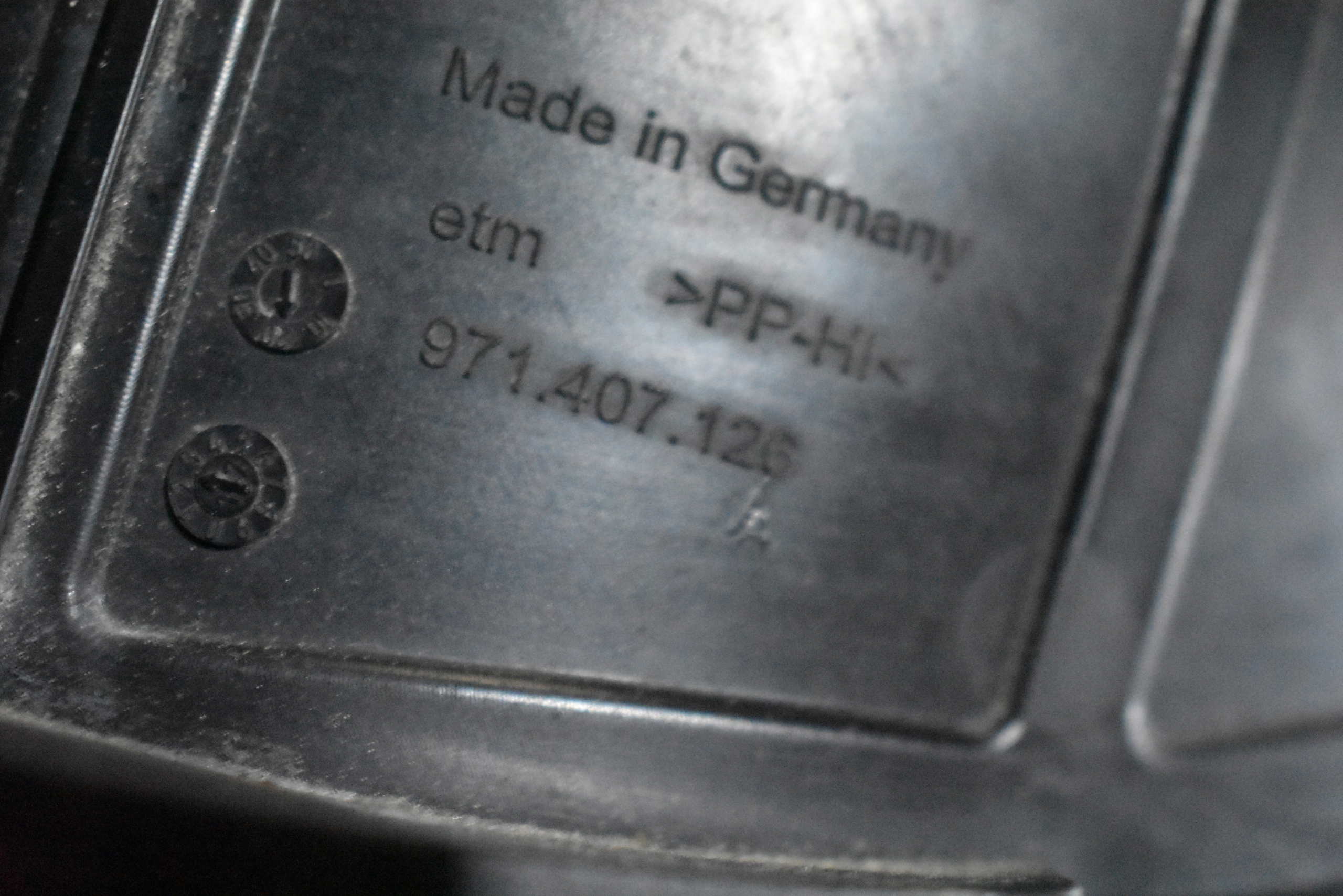 IDEALNA cover arms right front front PORSCHE PANAMERA 971 1