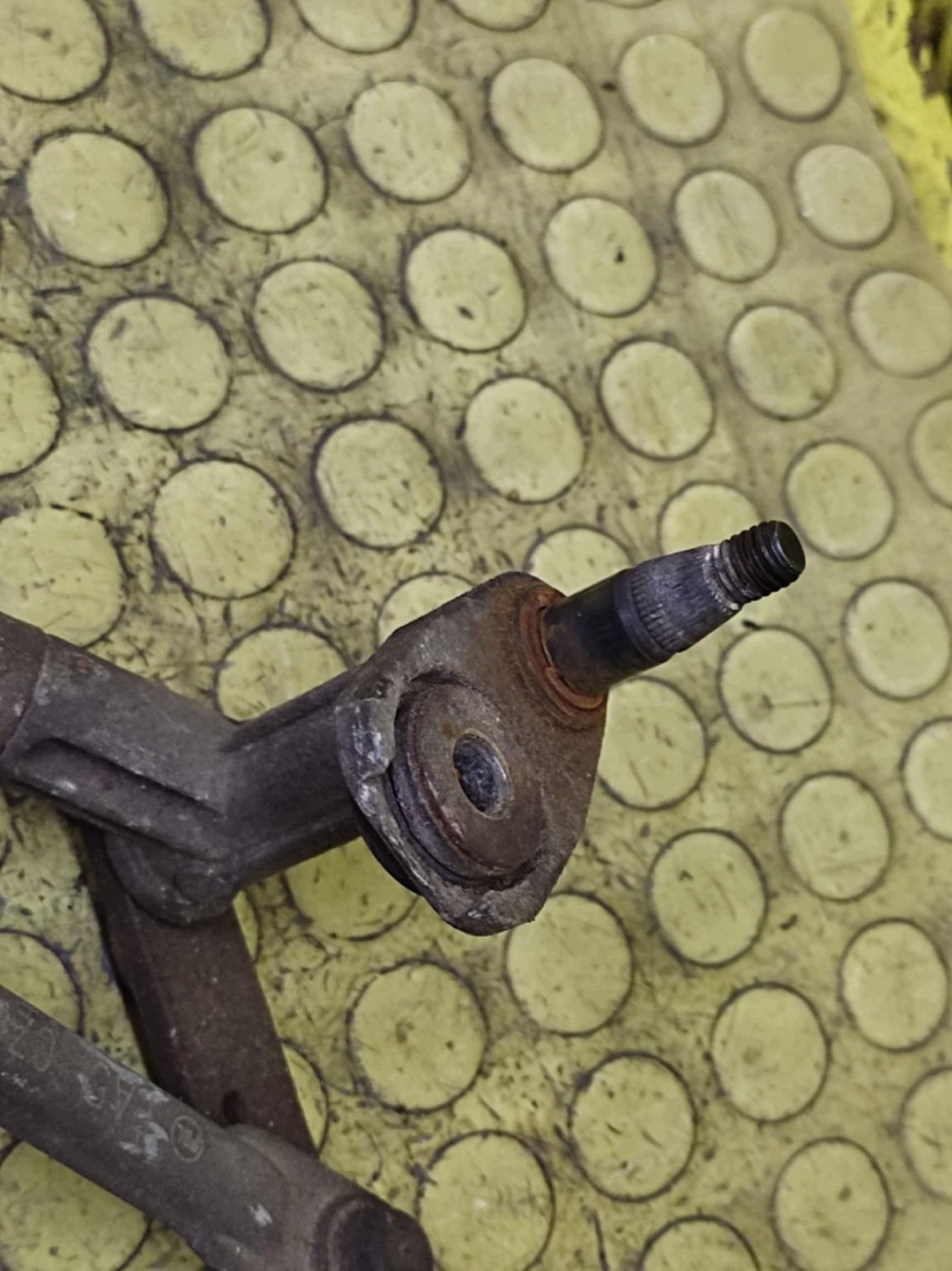 SKODA OCTAVIA and wiper mechanism front 1J1955113B