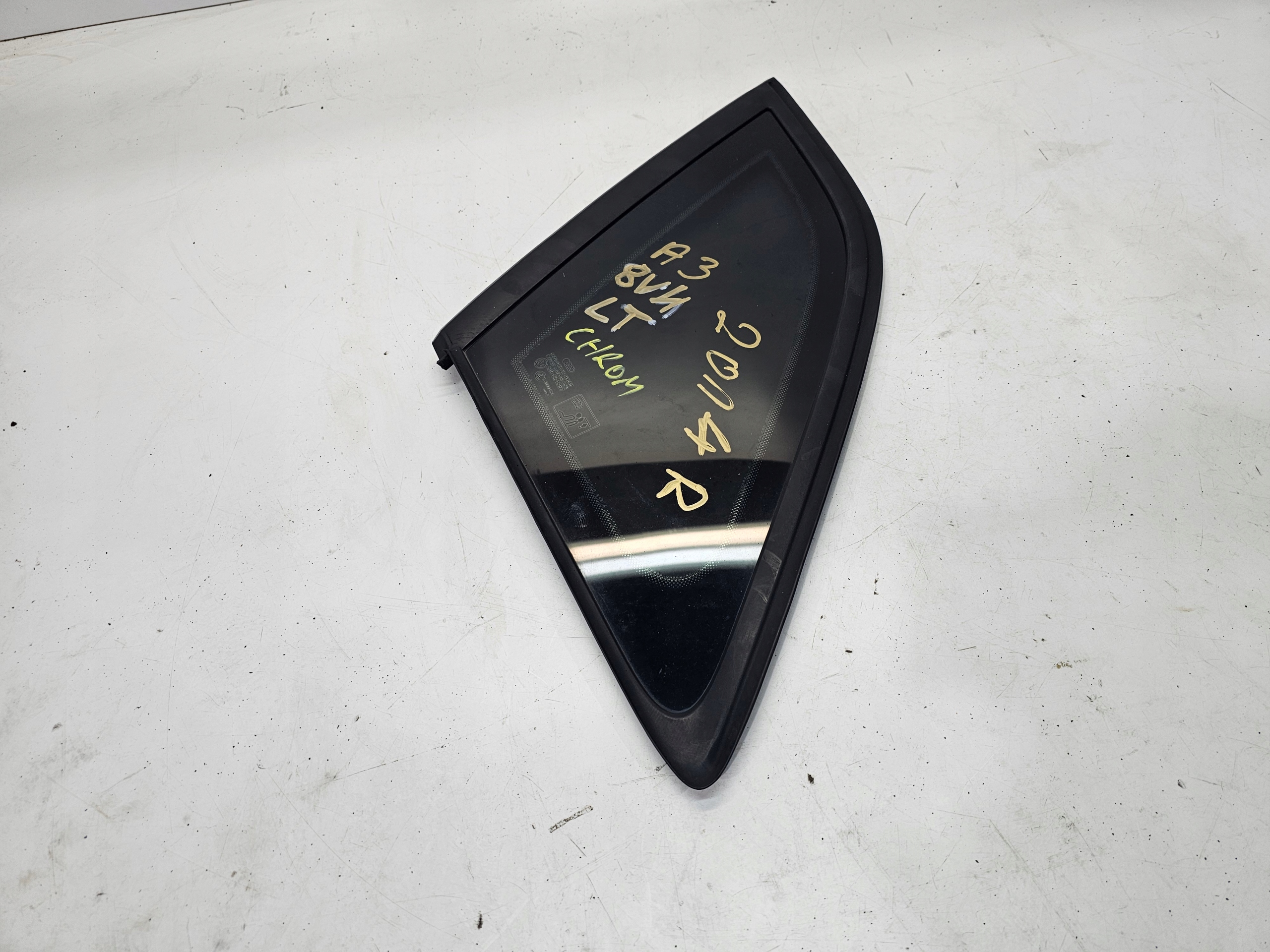 window bodywork left rear part AUDI A3 8V4 2014 R CHROM FOLIA