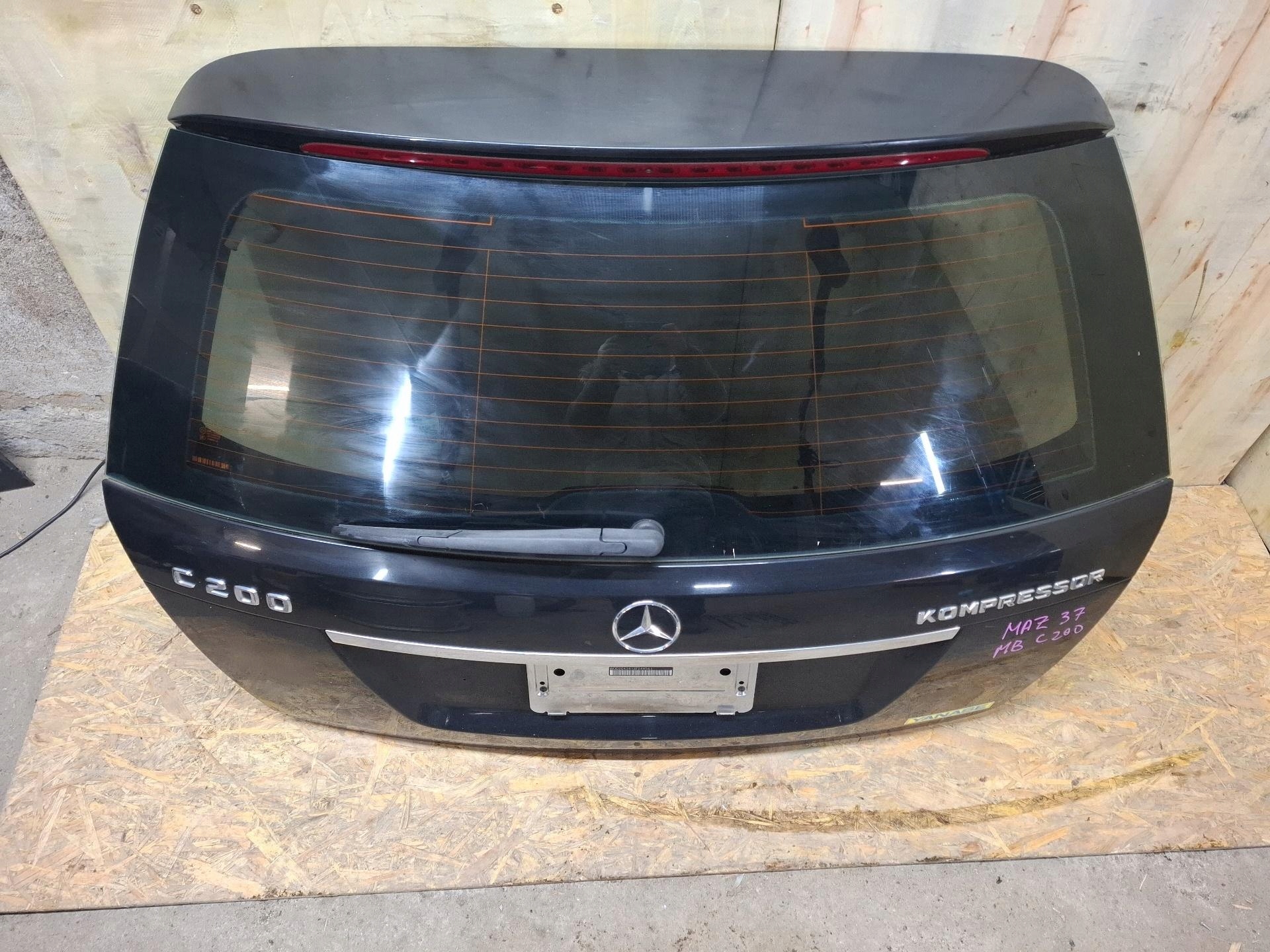 rear trunk door boot Mercedes-Benz C W204 2008