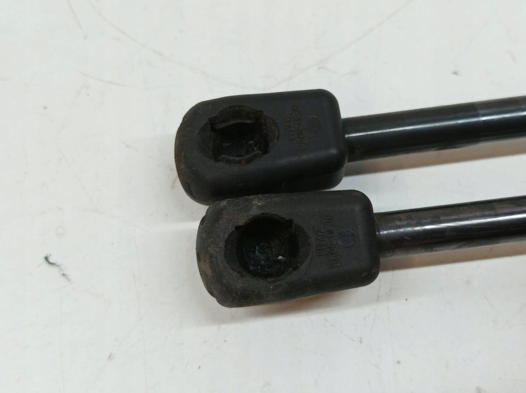 damper bonnets left right KOMPLET L494 J8A216C826AB Range Rover Sport II