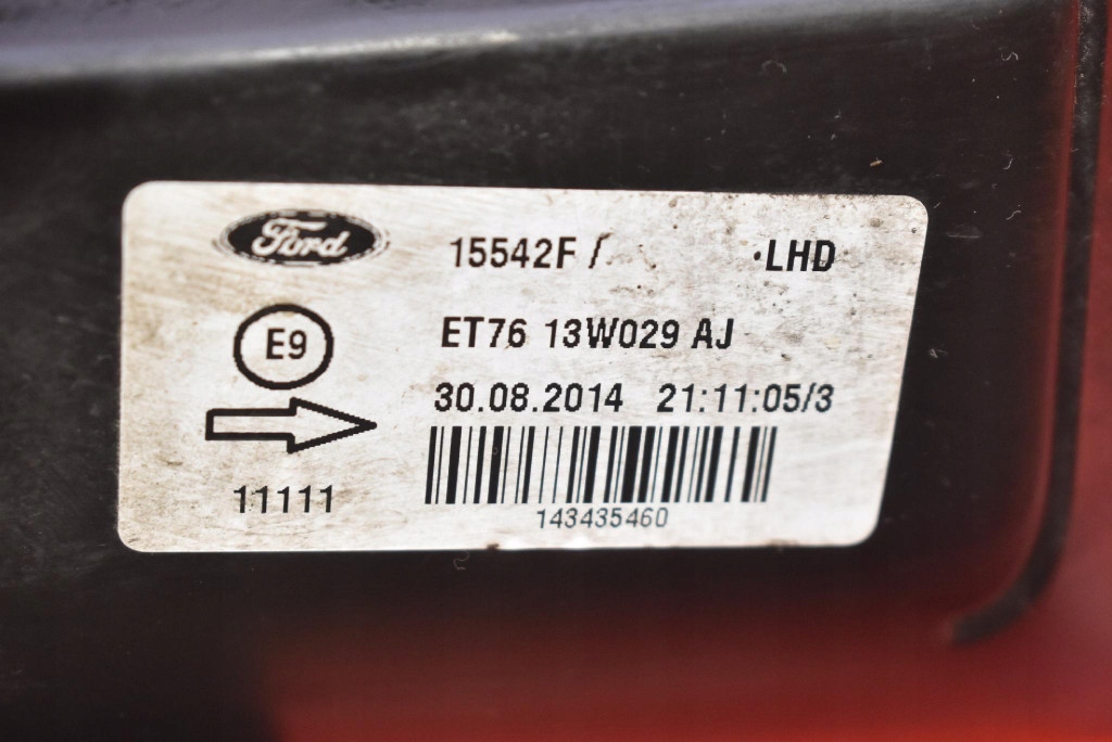 REFLEKTOR right light front ET76-13W029-AJ FORD TRANSIT COURIER MK1 14-23