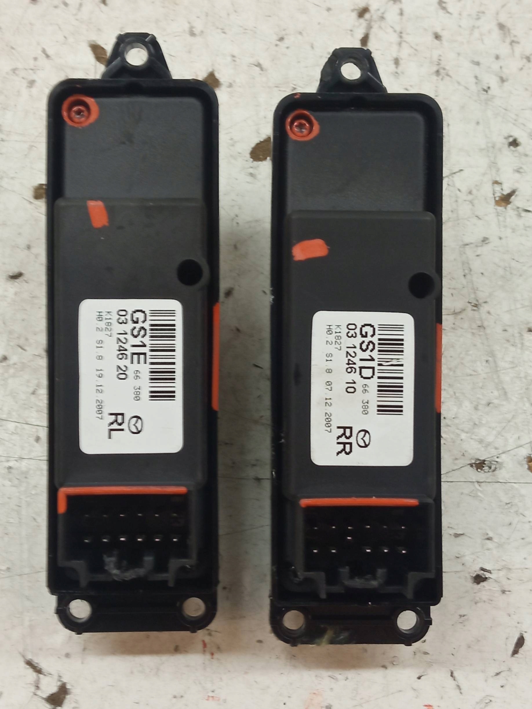 window control switch left right rear part GS1D66380 GS1E66380 GH Mazda 6 II (2007-13)
