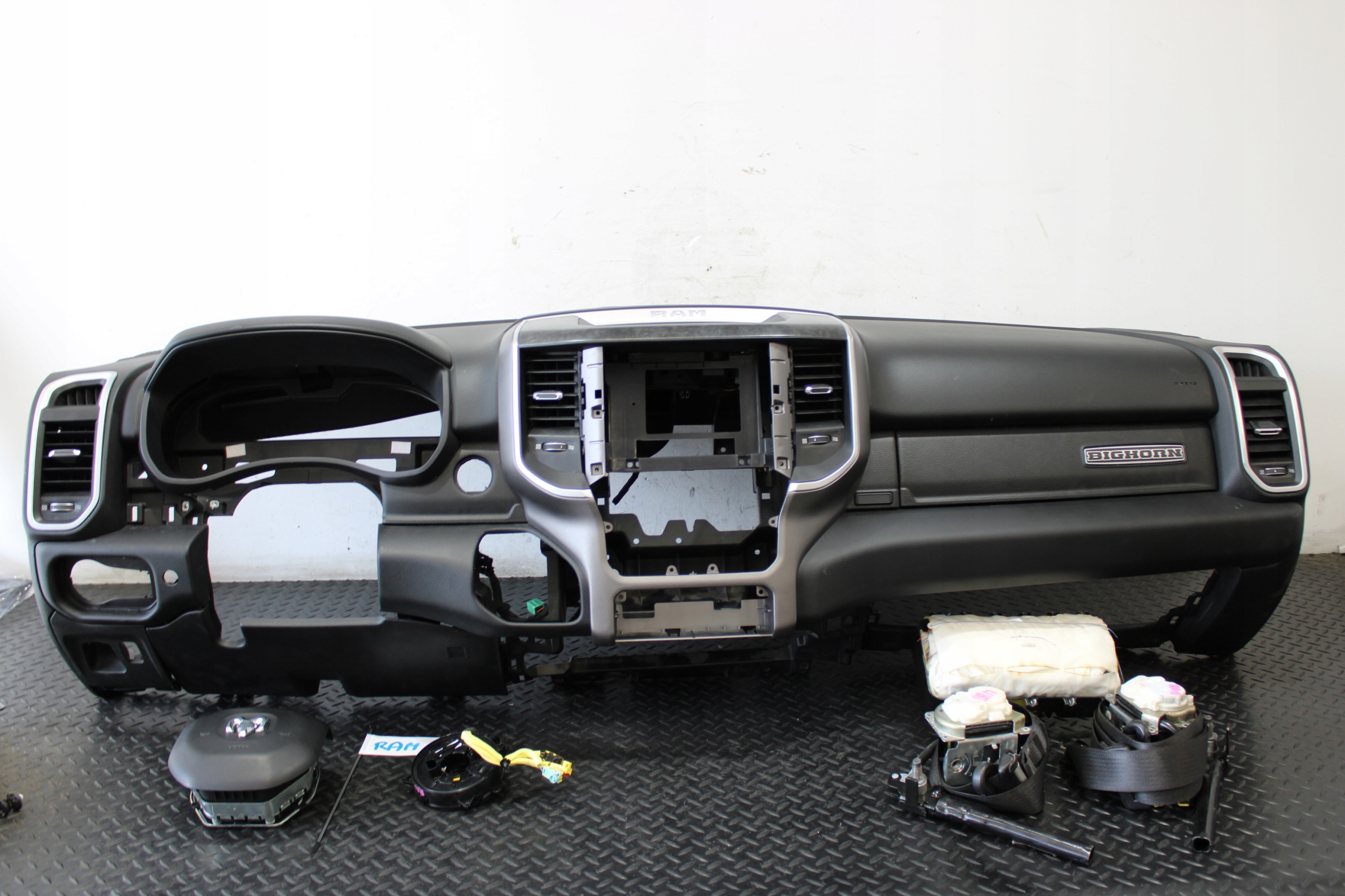 dashboard console airbag airbags DODGE RAM V 5